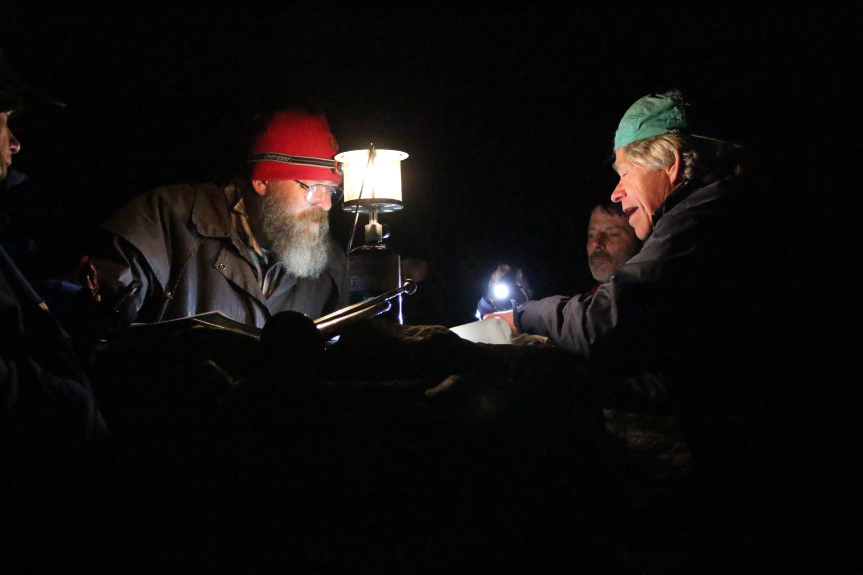 John Kelly, Damian Hall and Karel Sabbe begin Loop 4 at Barkley Marathons - Canadian Running Magazine