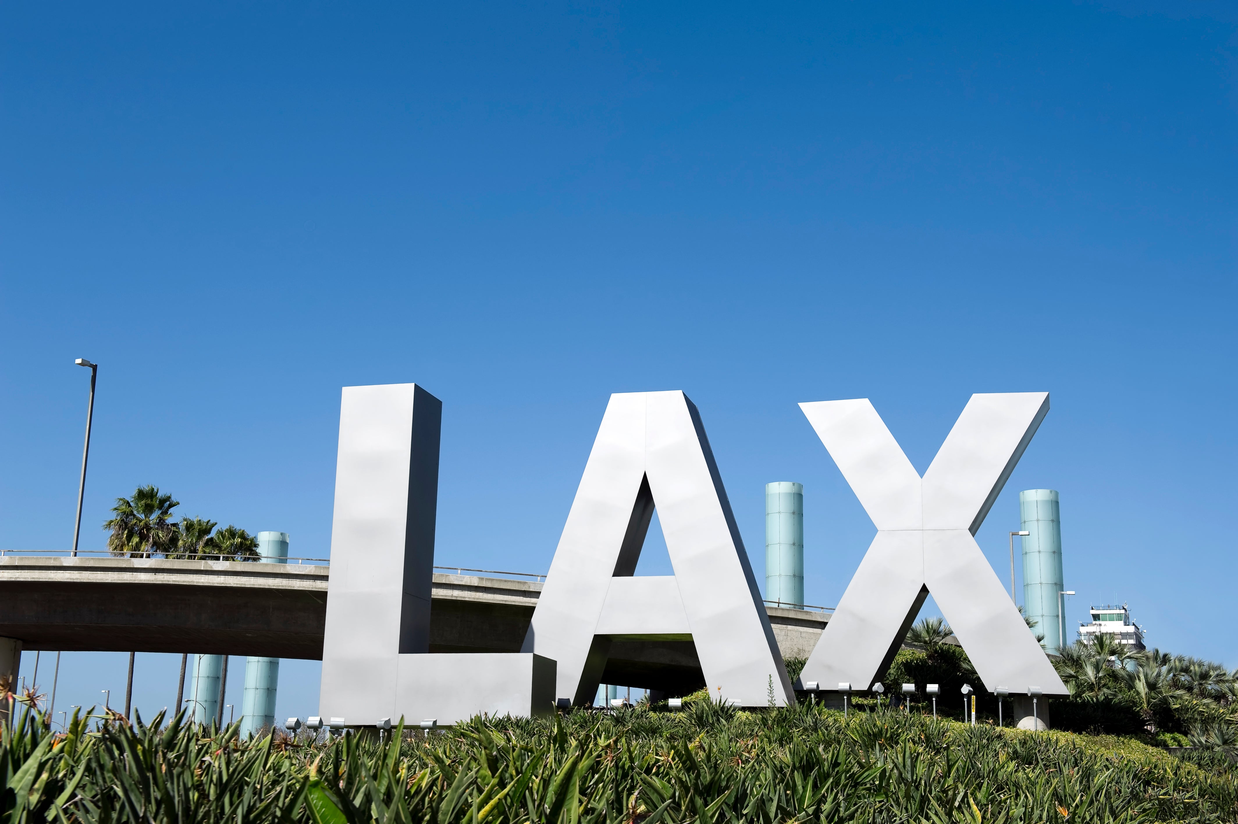 Los Angeles Airport 101: The best hotels for a layover at LAX - The Points Guy