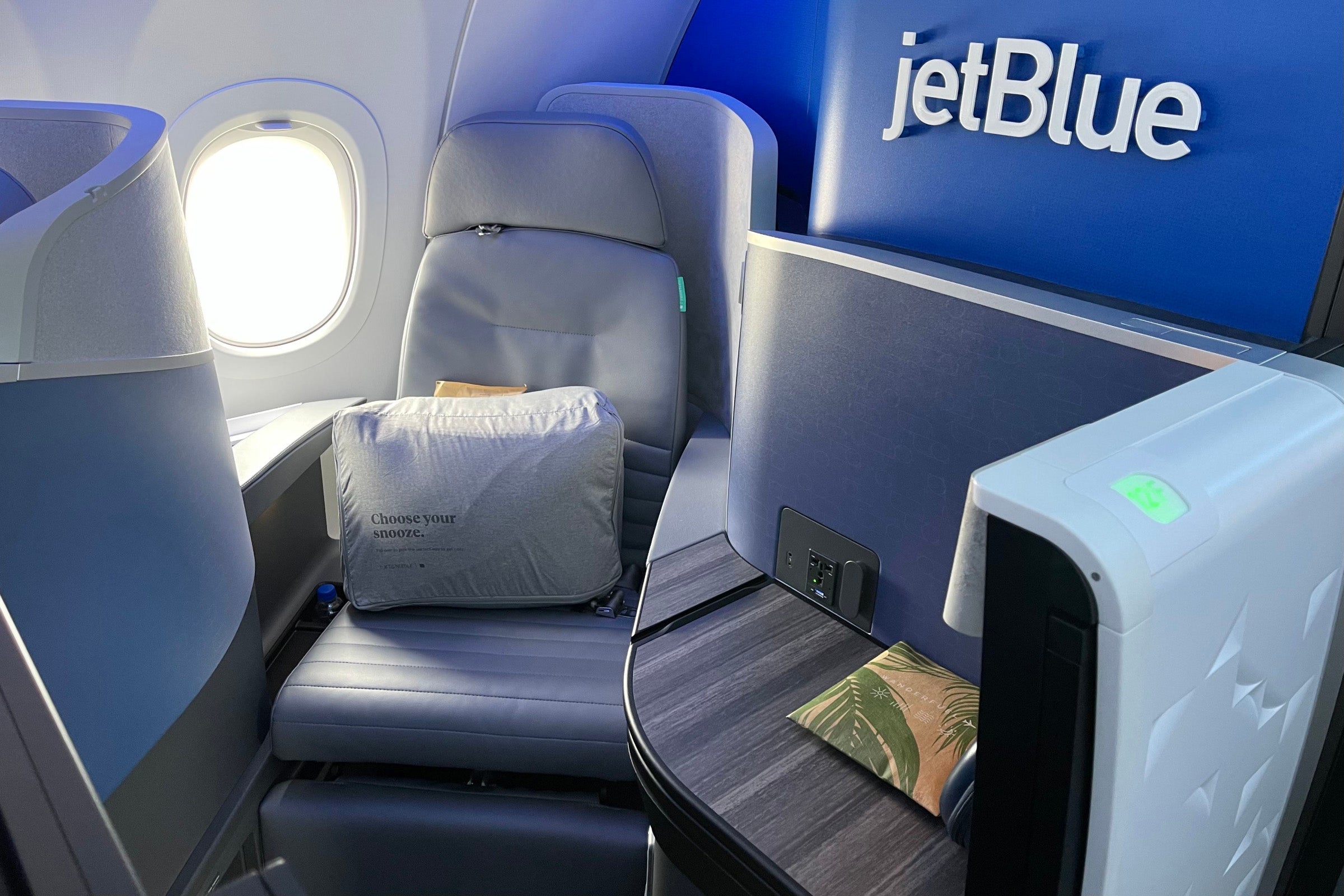 JetBlue Mosaic elite status: What it is and how to earn it - The Points Guy
