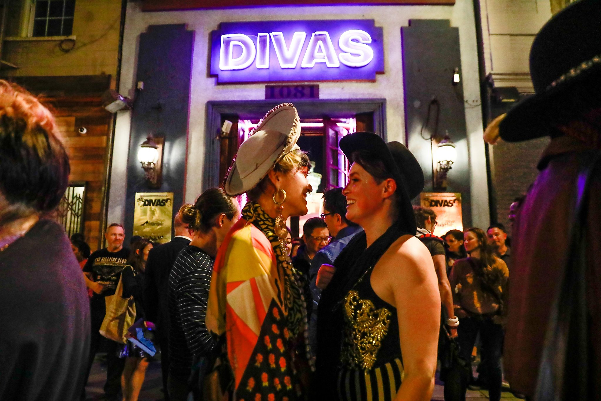 Diva’s, San Francisco’s only bar for transgender women, closes after 21 years