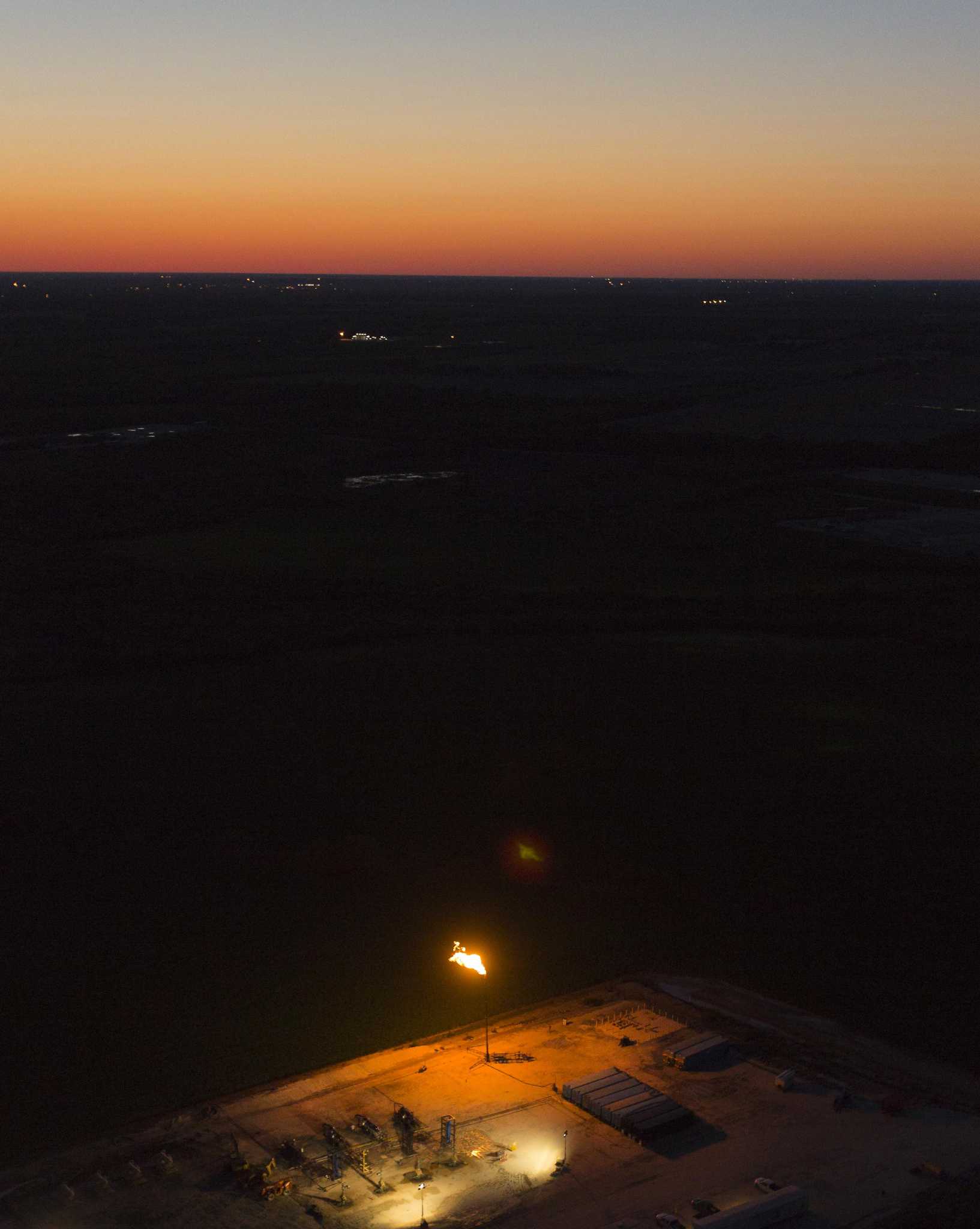 Texas regulator weighs in on gas flaring dispute