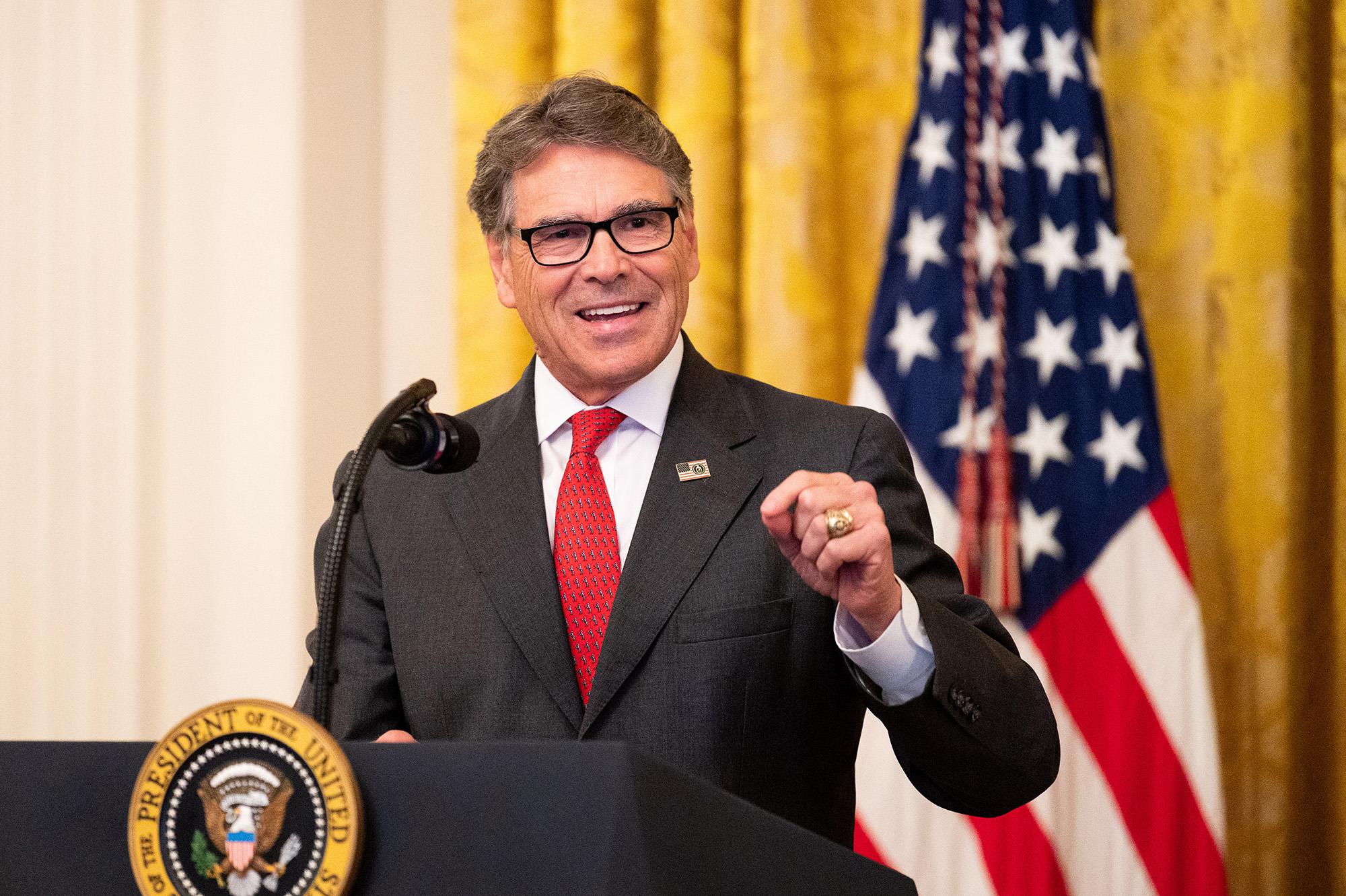 Rick Perry rejoins Energy Transfer board of directors