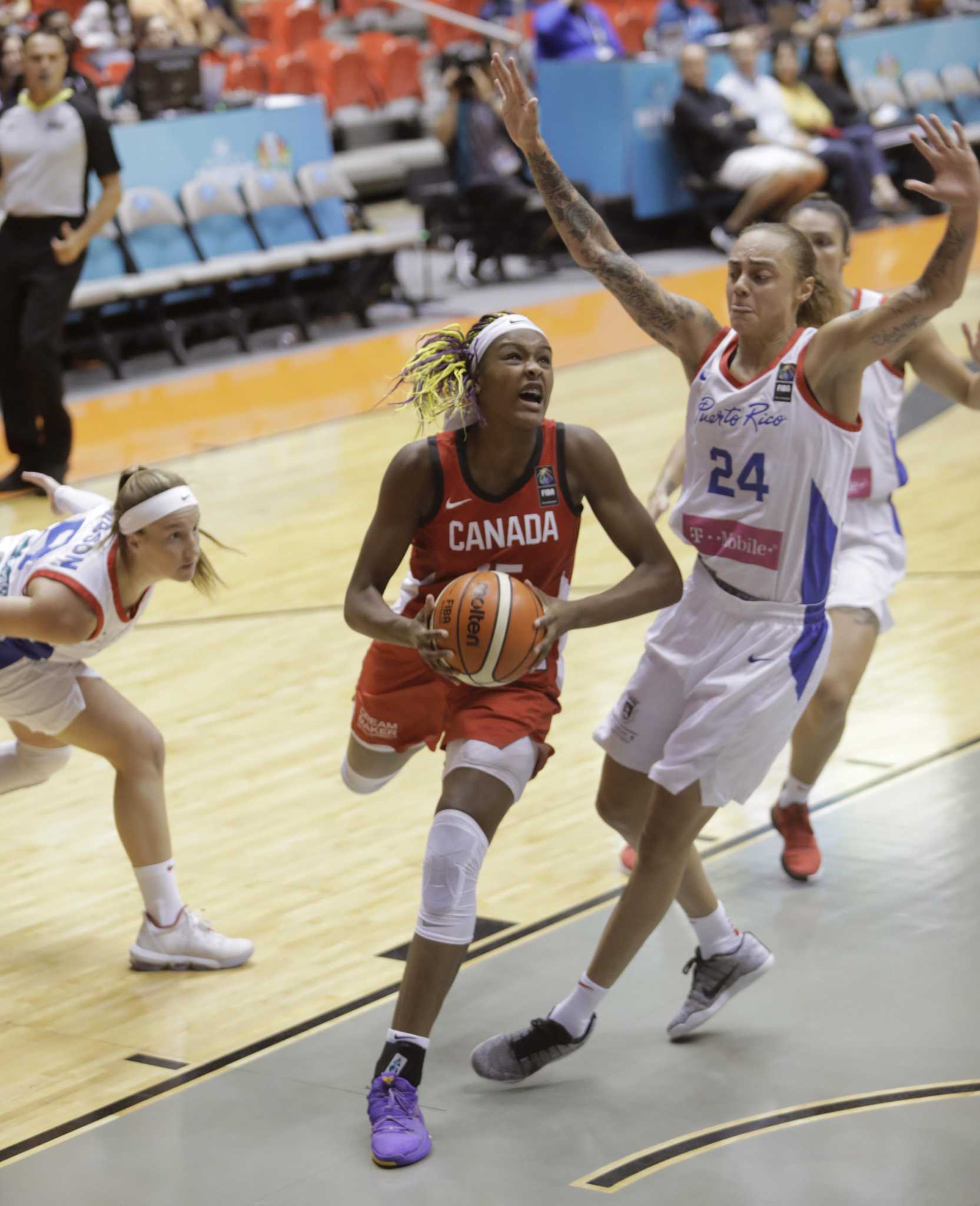 UConn recruit Aaliyah Edwards like any other teen until she steps onto court