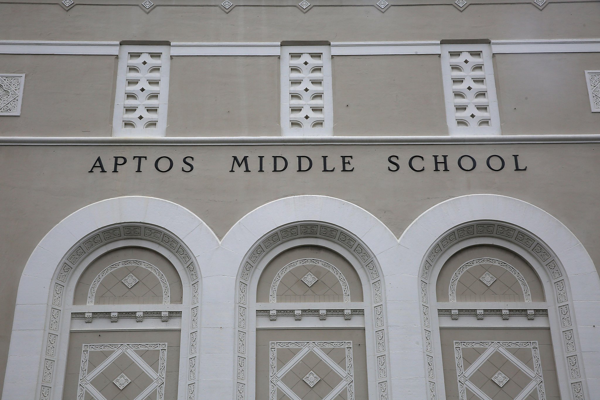 Chaos at SF middle school is not an isolated case