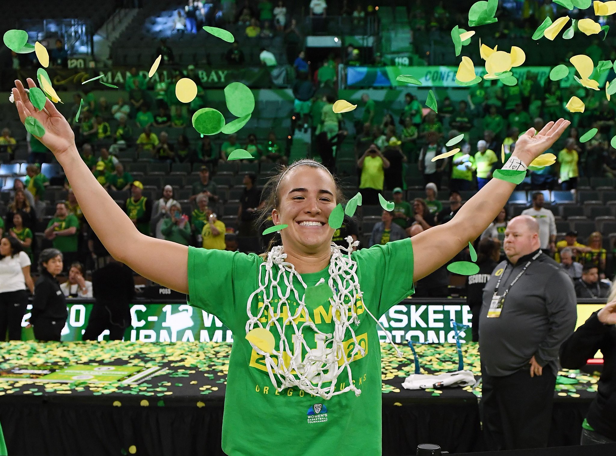 No. 3 Oregon women rout No. 7 Stanford for Pac-12 title