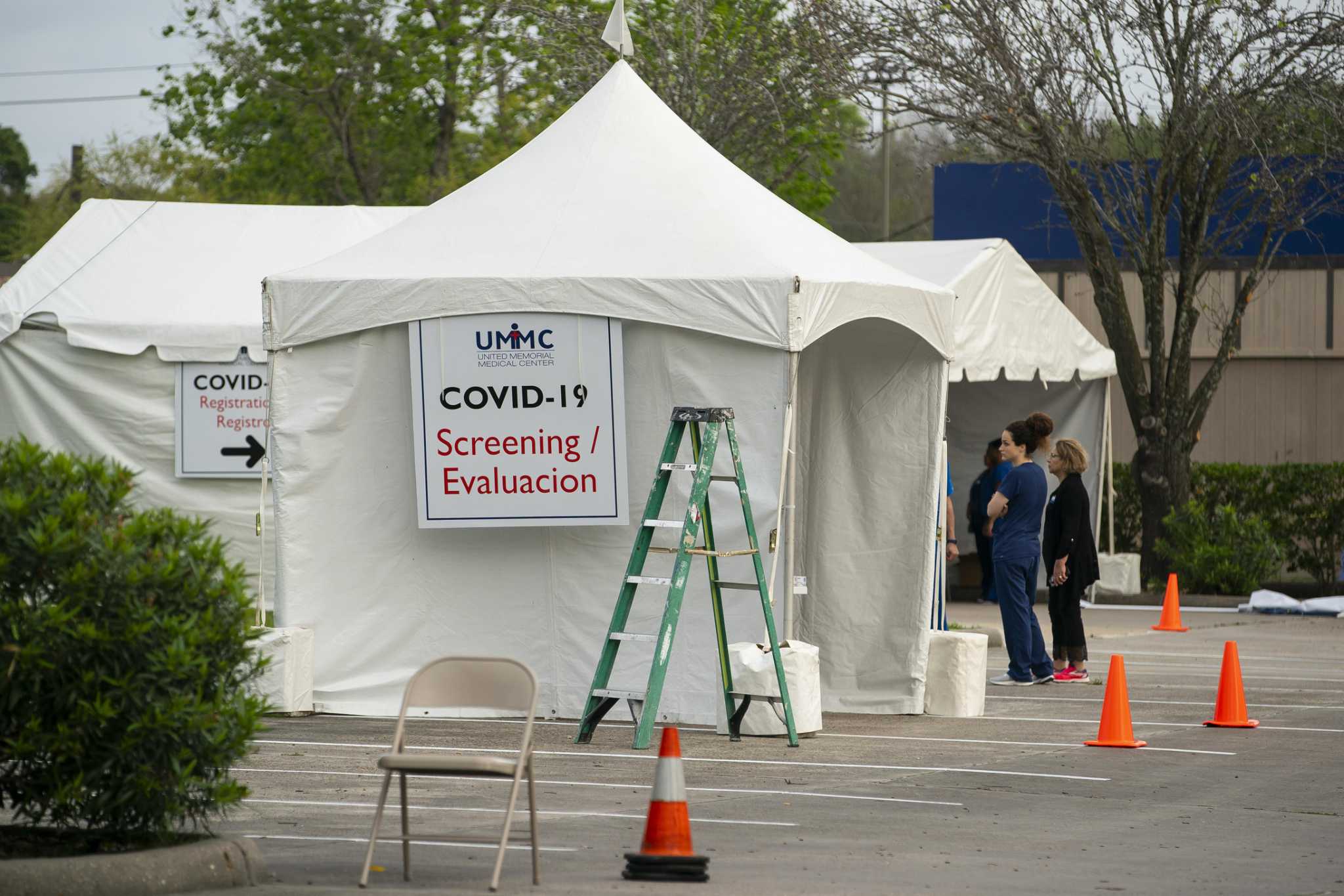 Drive-thru coronavirus testing site opens in north Houston — and it's free