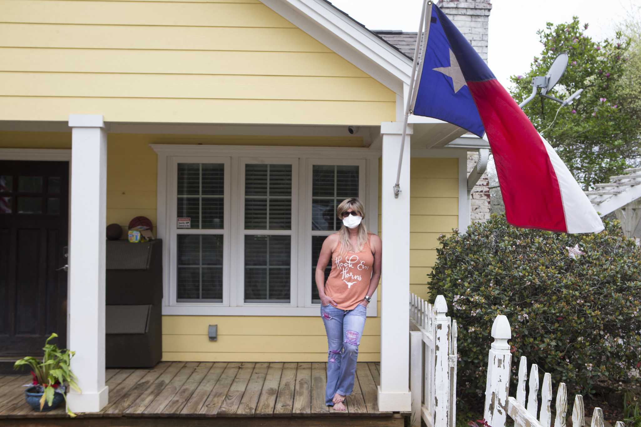 Texas doctor on pandemic's 'front line' wages harrowing, 8-hour battle to get tested for COVID-19