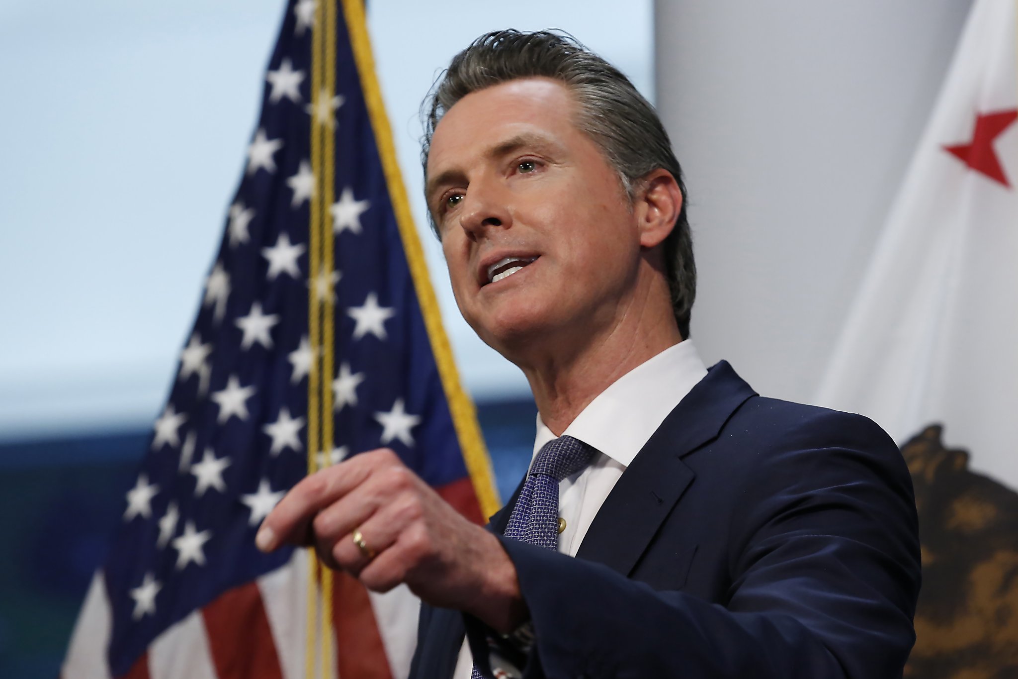 Coronavirus restart: Trump ‘raring to go’ by April, but Gavin Newsom sees California danger