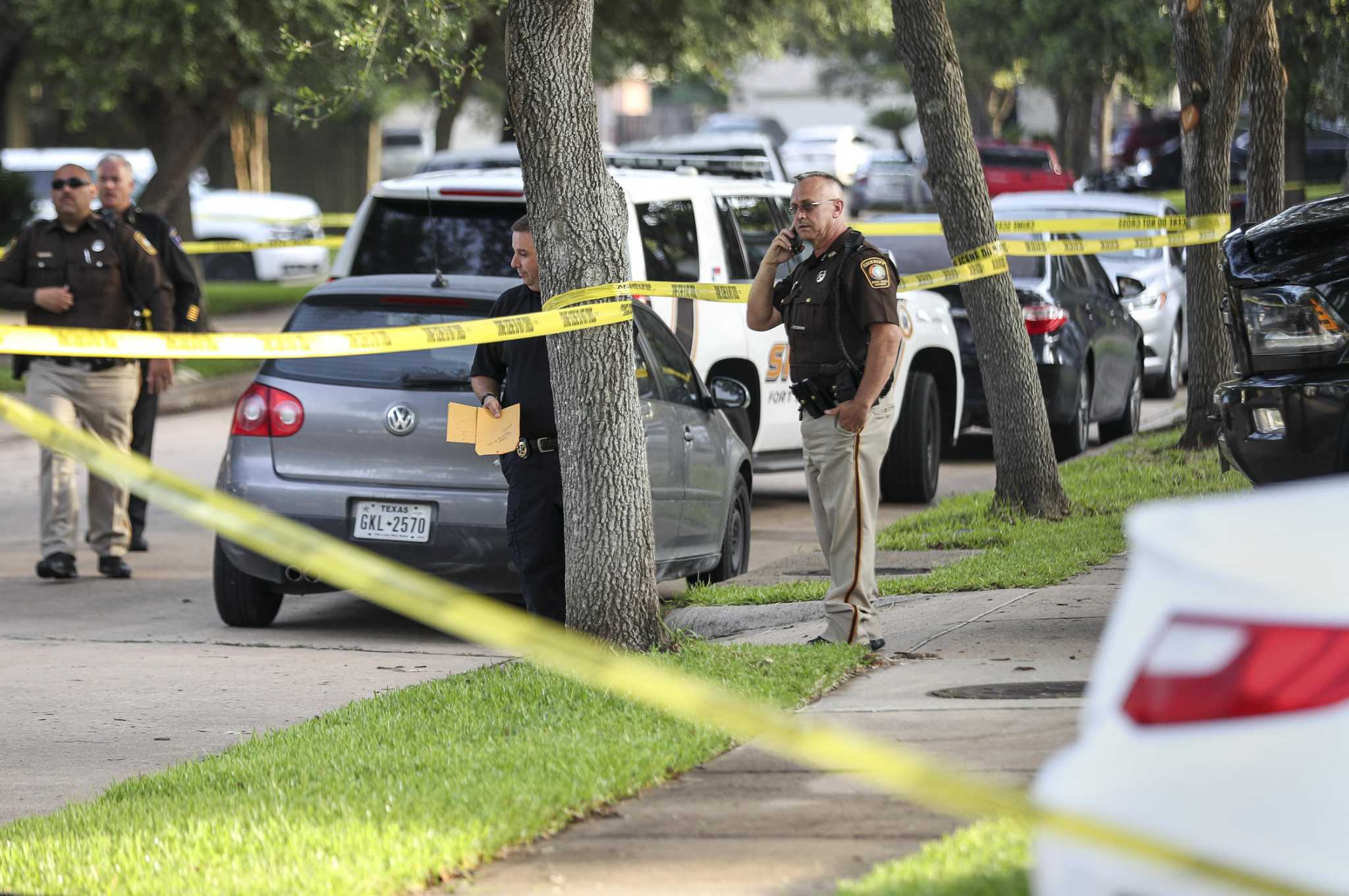 Fort Bend deputy constable accidentally shot and killed by fellow officer, authorities say