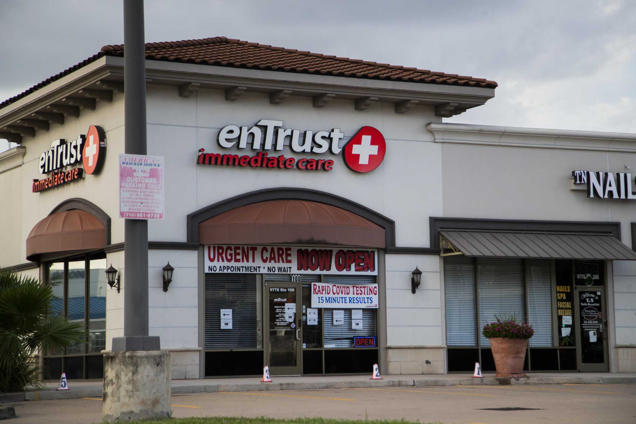 Thousands of Texans are getting rapid-result COVID tests. The state isn’t counting them.