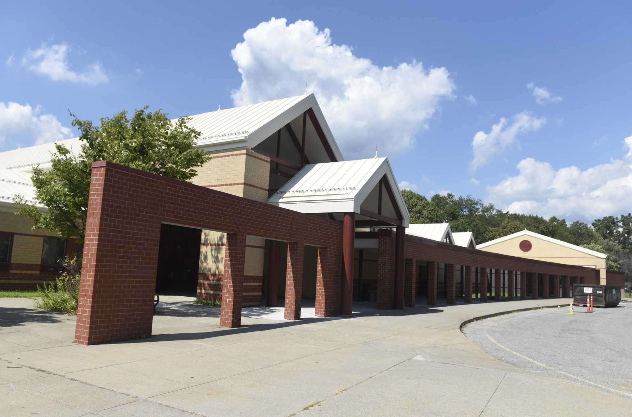 Mold found in eight classrooms at newly renovated Westover School