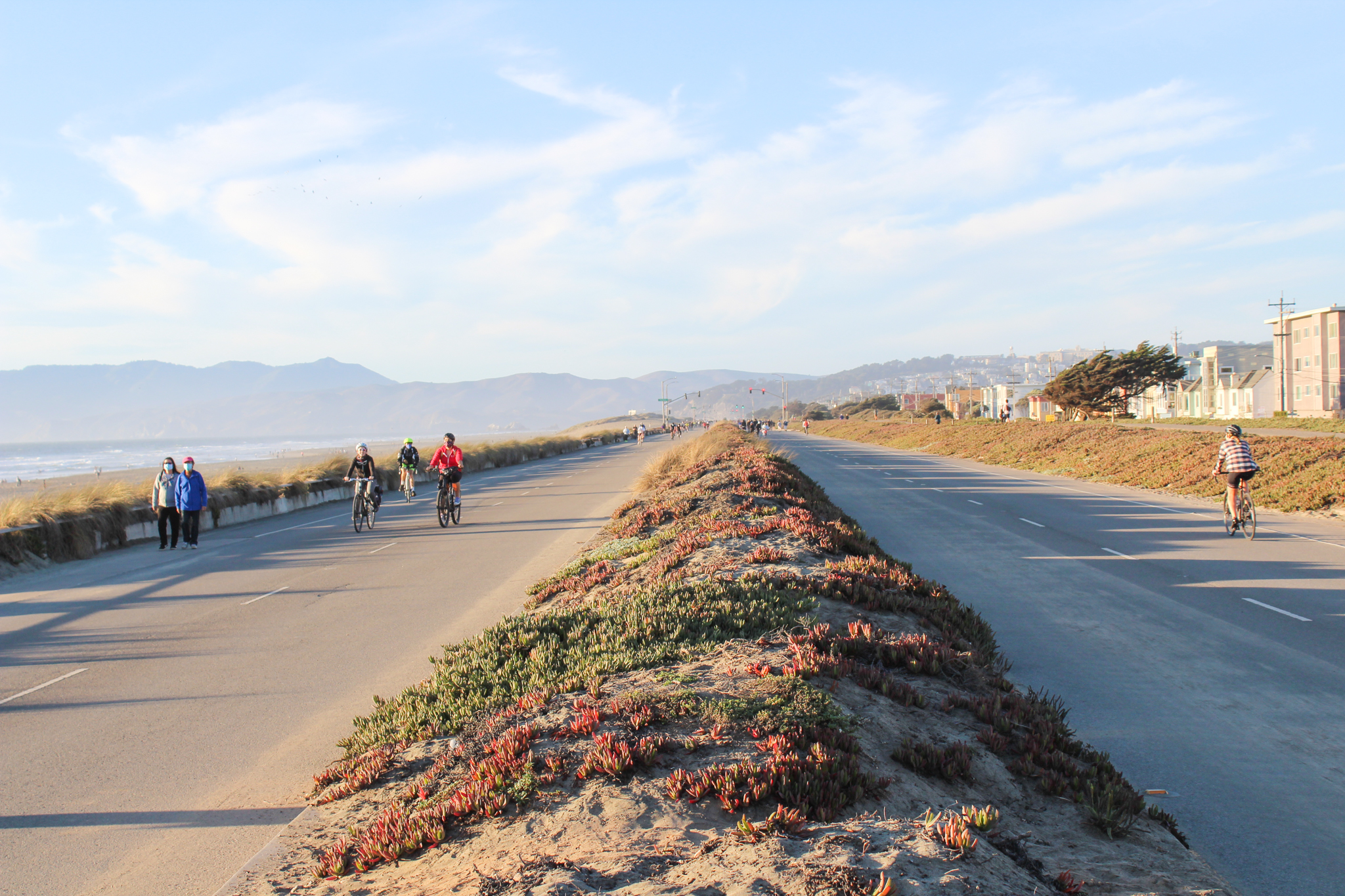 Safety concerns could reopen the Great Highway to cars again