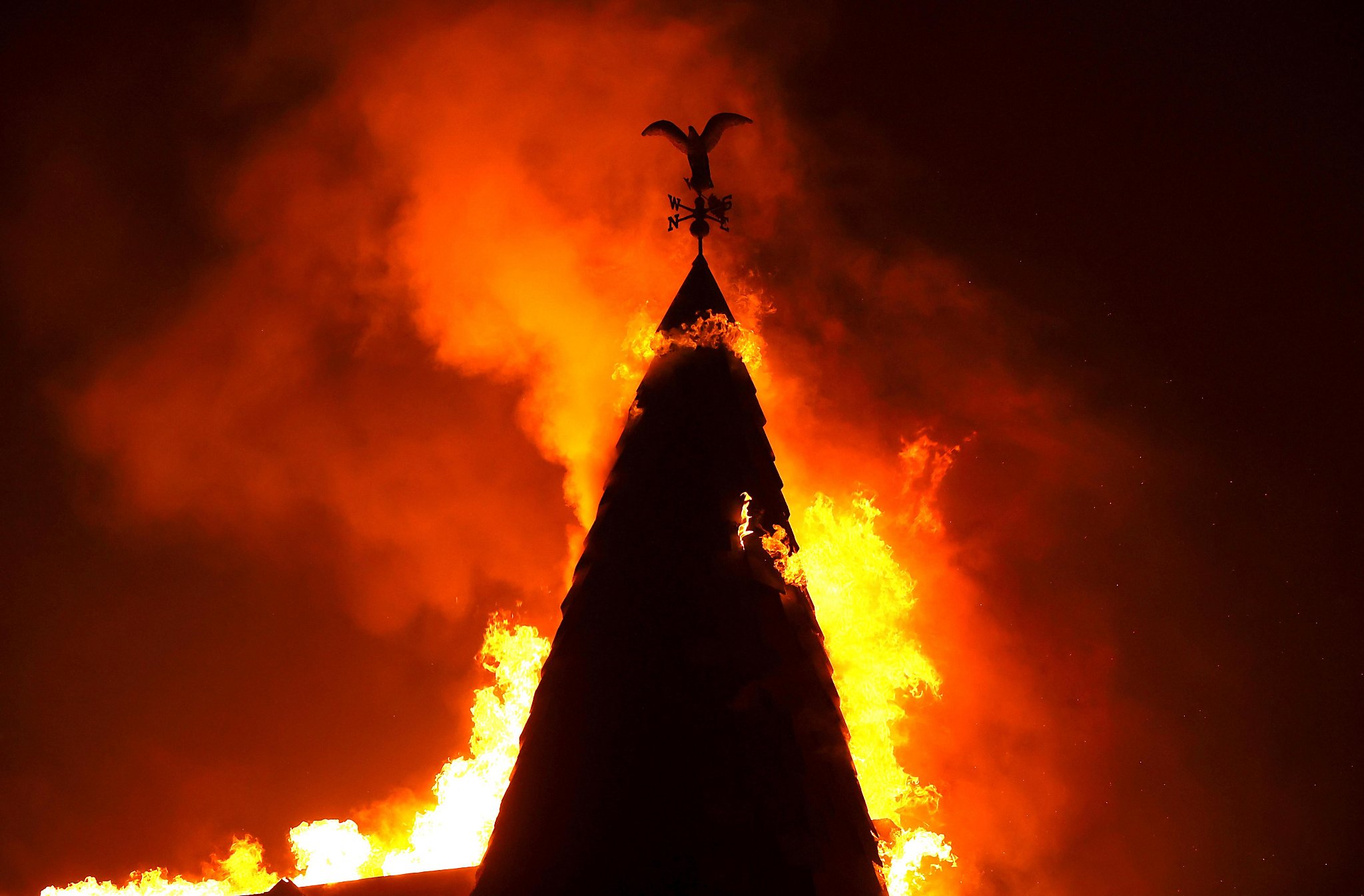 Glass Fire burns Napa Valley’s Chateau Boswell Winery, Black Rock Inn