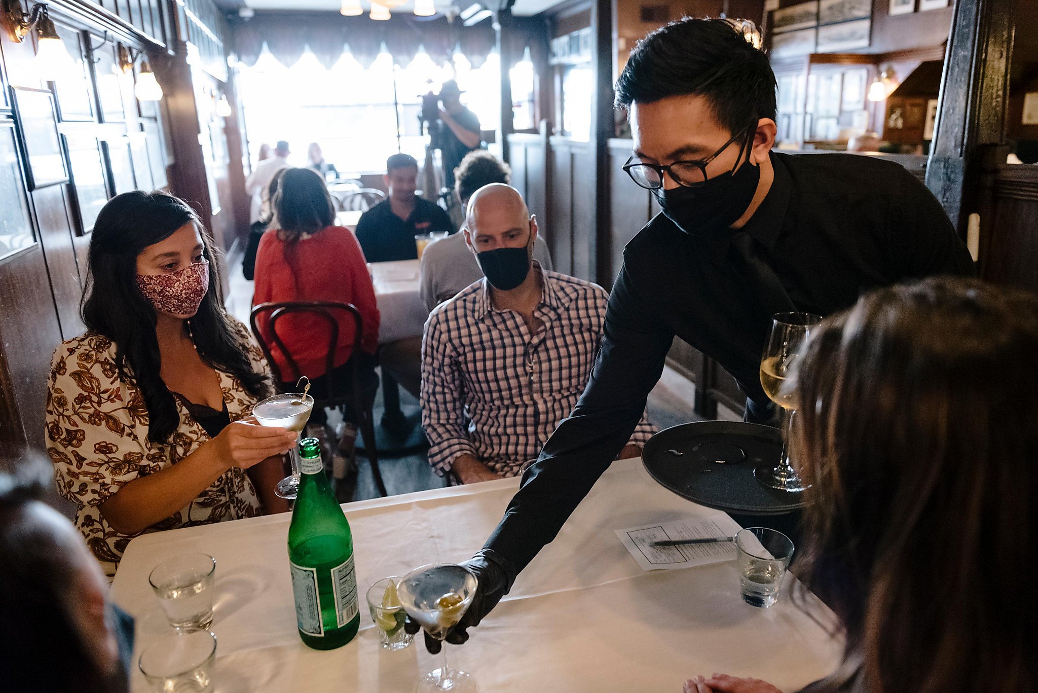 San Francisco shuts down indoor dining at restaurants