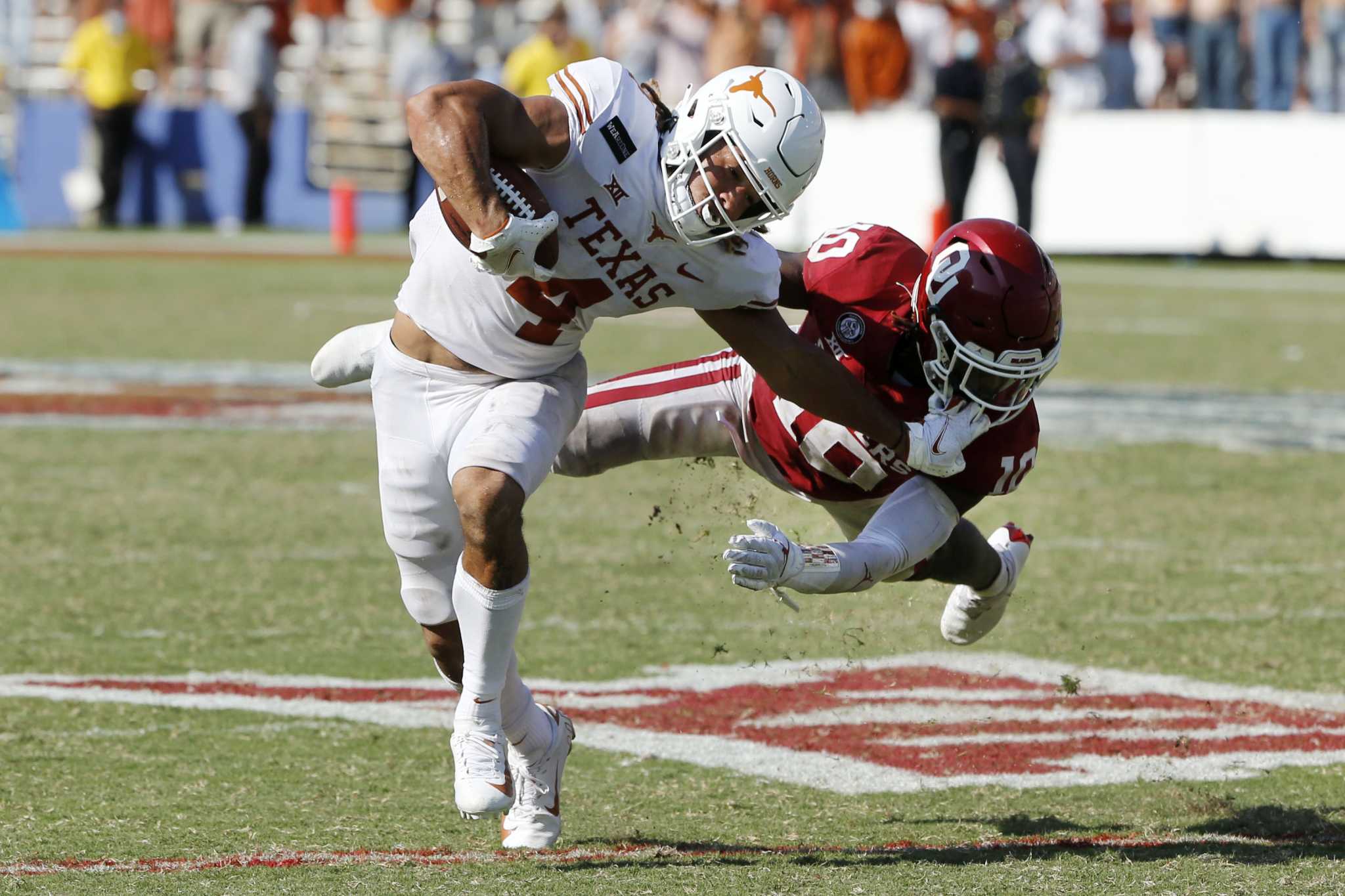 Exclusive: Texas, Oklahoma reach out to SEC about joining conference