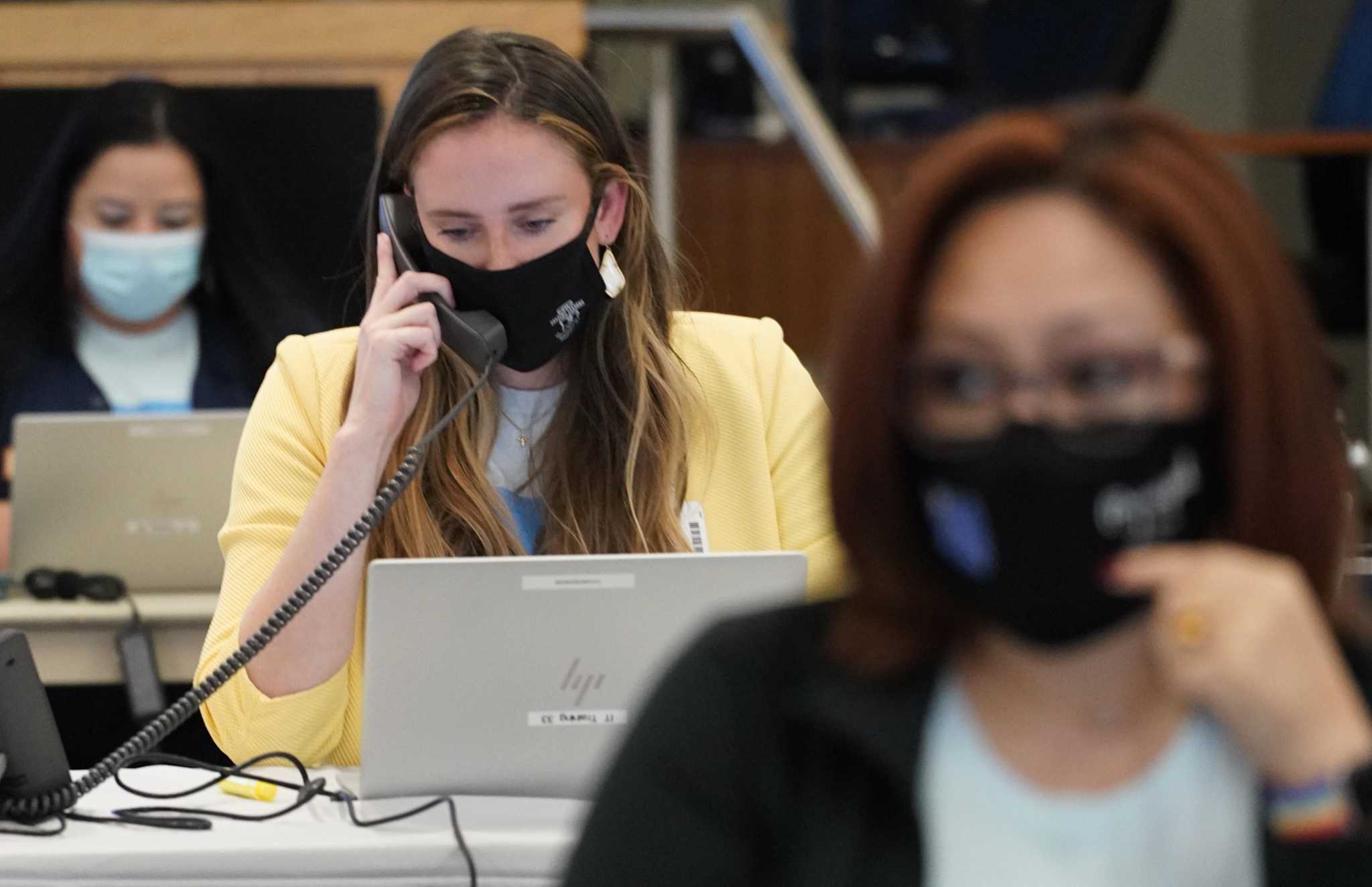 Houston ISD fills teacher vacancies, launches virtual academy