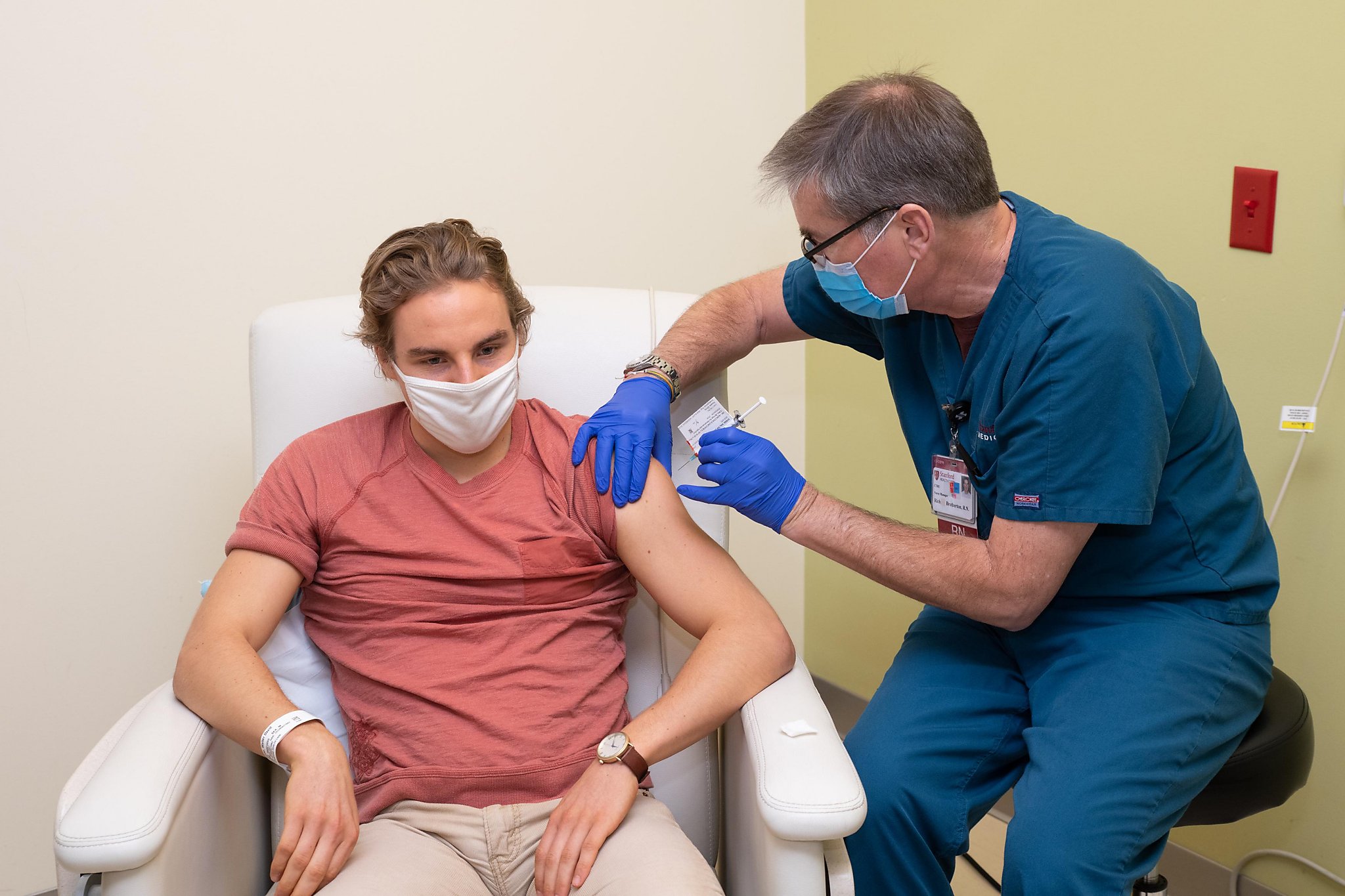 Stanford to enroll 1,000 volunteers for Johnson & Johnson coronavirus vaccine trial