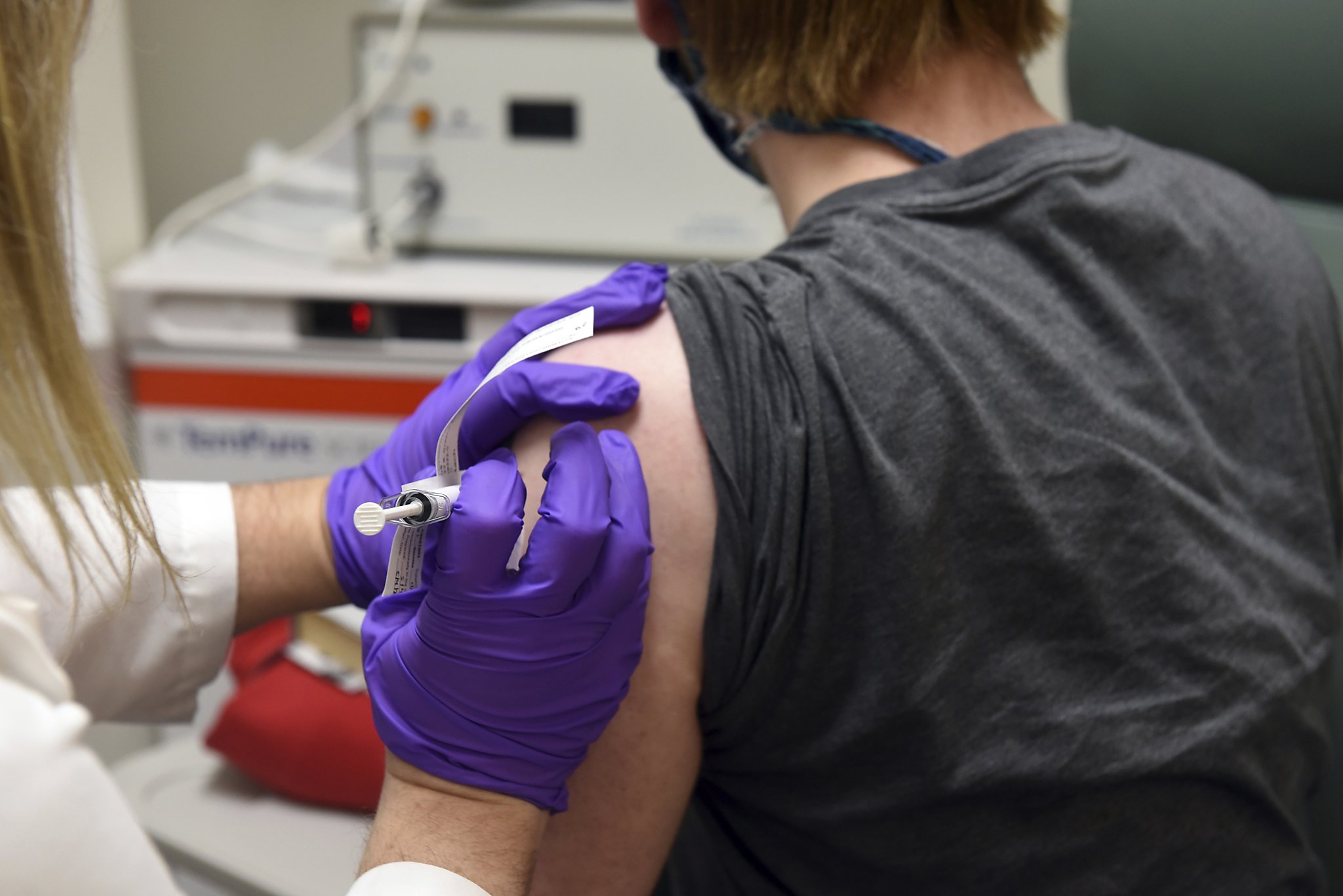 S.F. officials want teachers prioritized for coronavirus vaccines
