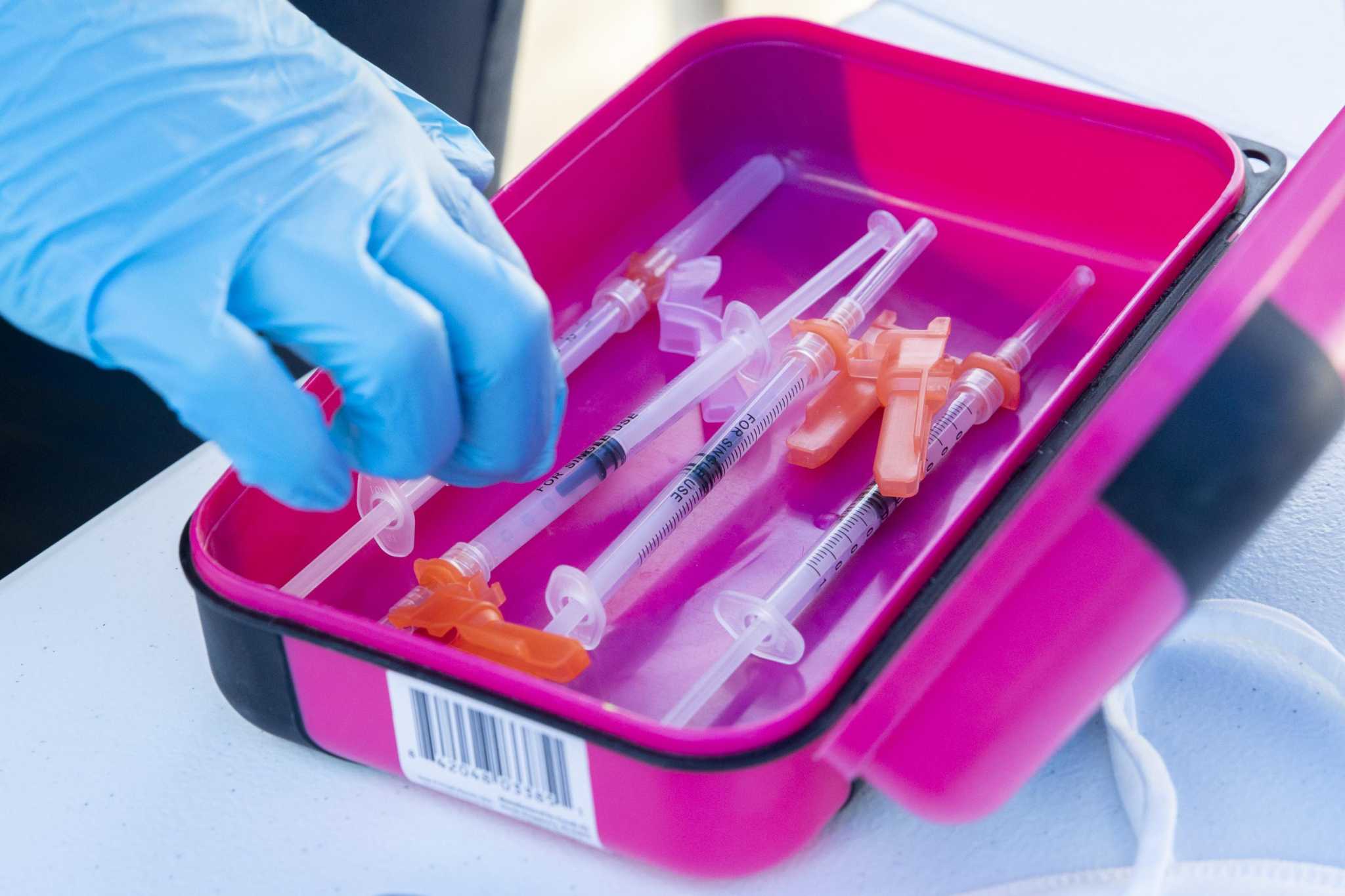 Cal State mandates COVID-19 vaccinations for students, staff this fall