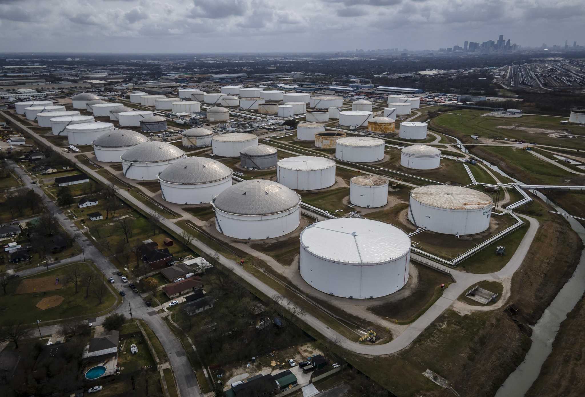 Fixing Texas' power grid won't be cheap or easy. Are politicians up for it?
