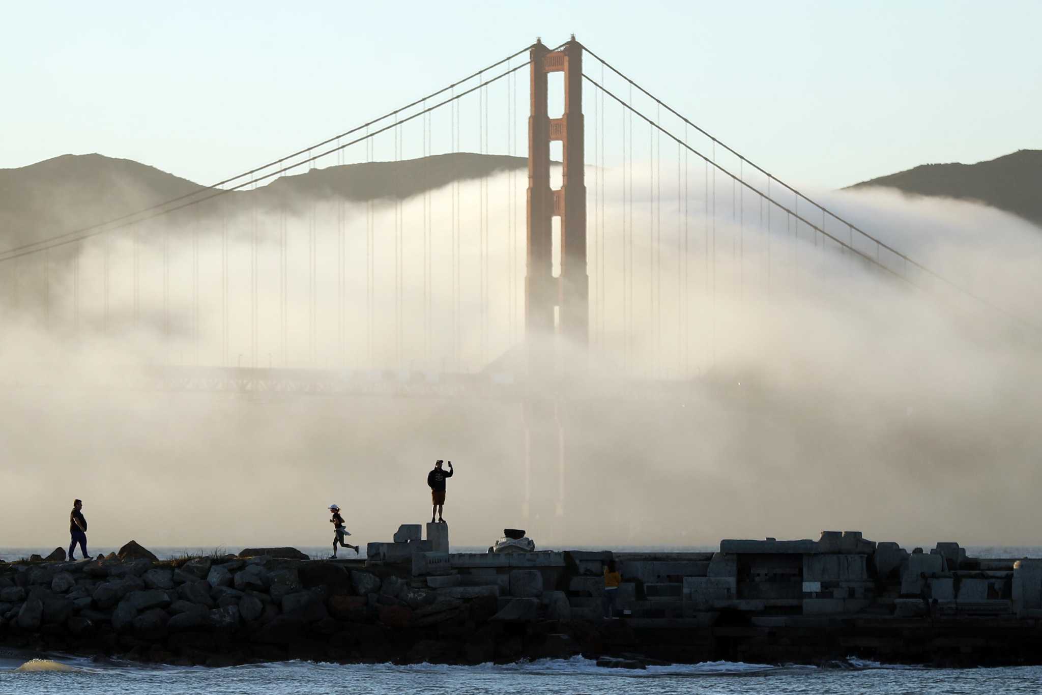 Karl the Fog — S.F.’s unofficial weather mascot — rolls back to Twitter