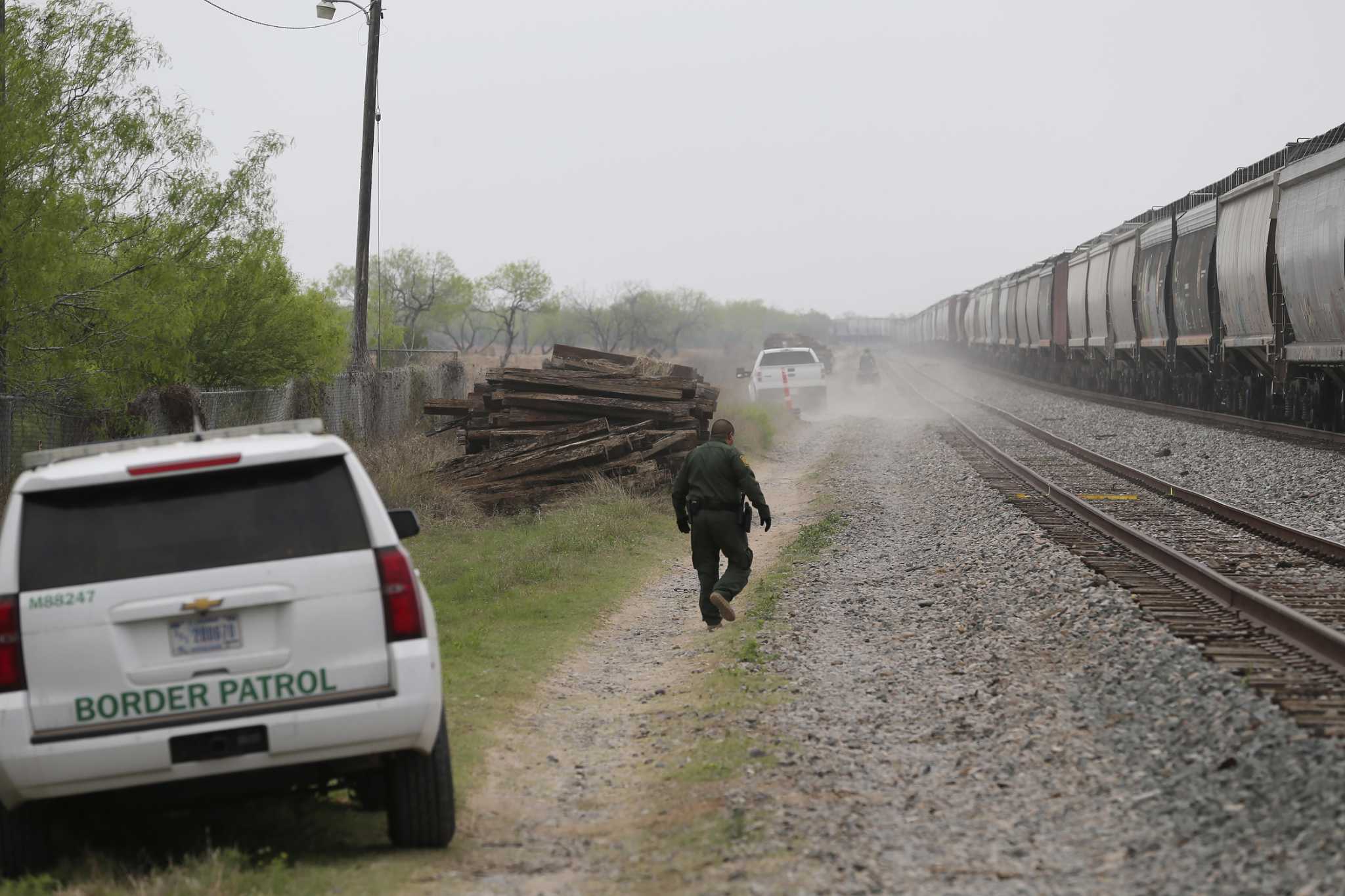 Contractors are making millions with little oversight due to Gov. Abbott's border 'emergency'