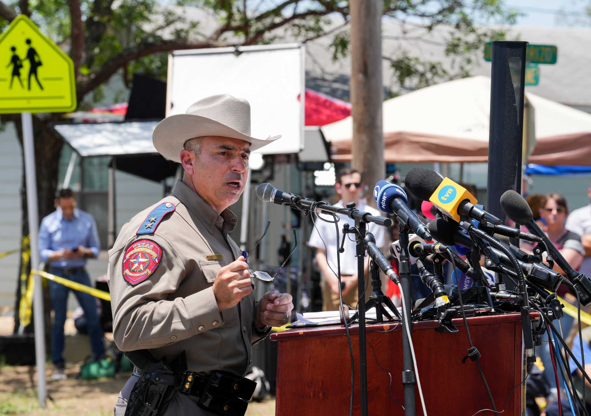 Robb Elementary shooting police response: delays, discrepancies