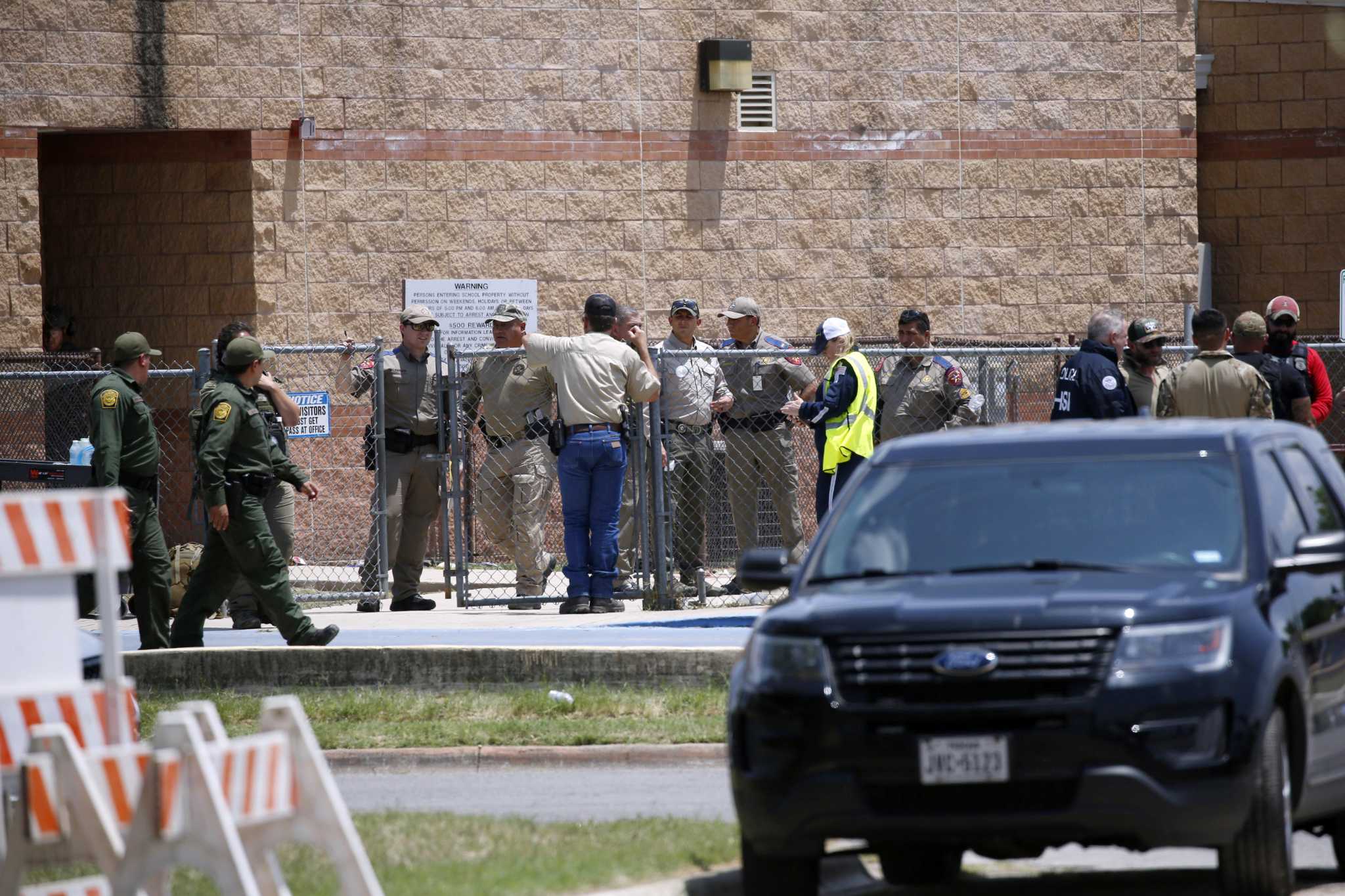 Police never tried to open door to Uvalde classroom
