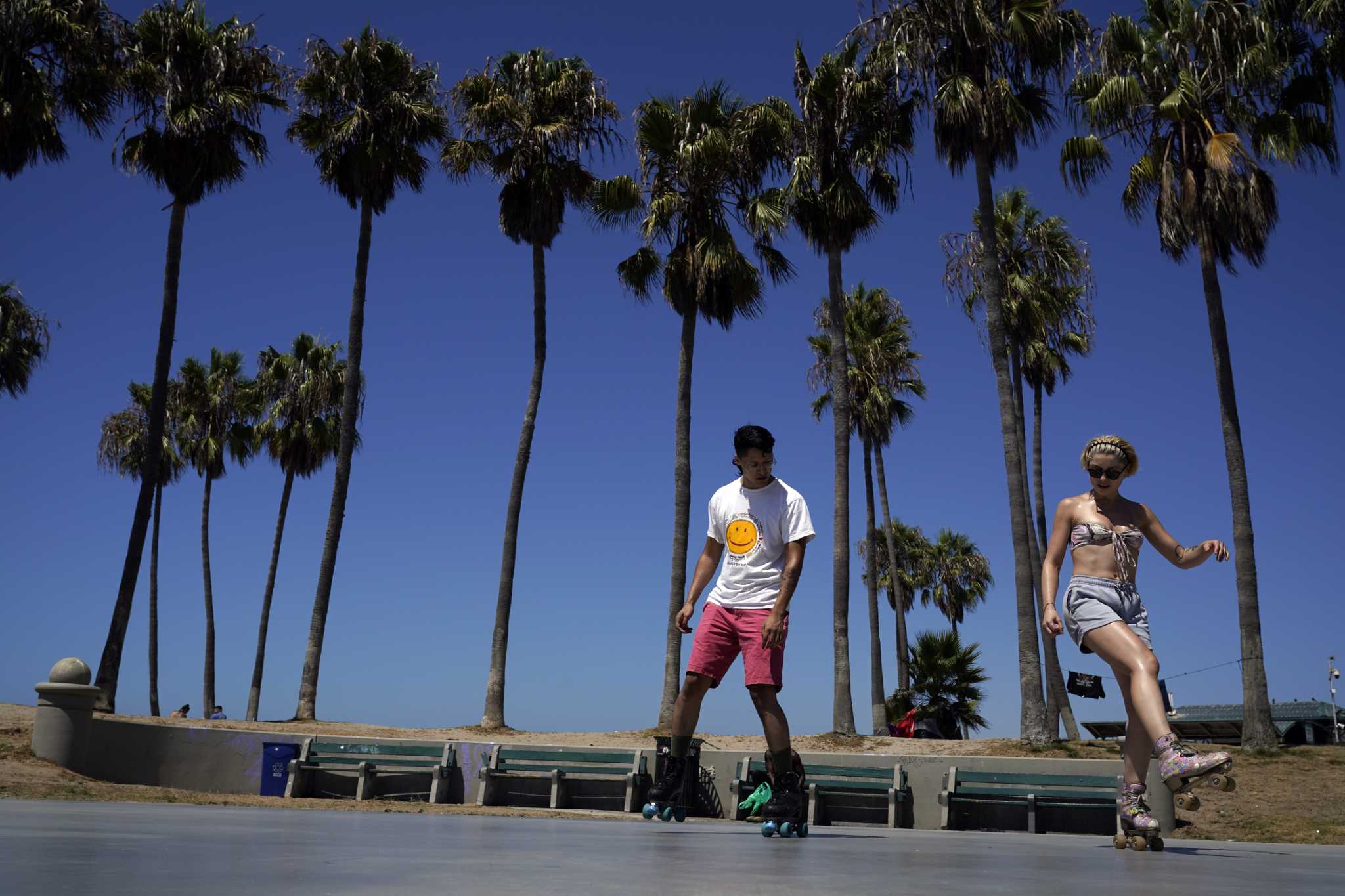 Heat wave enters California forecast with 'no prospect of rain'