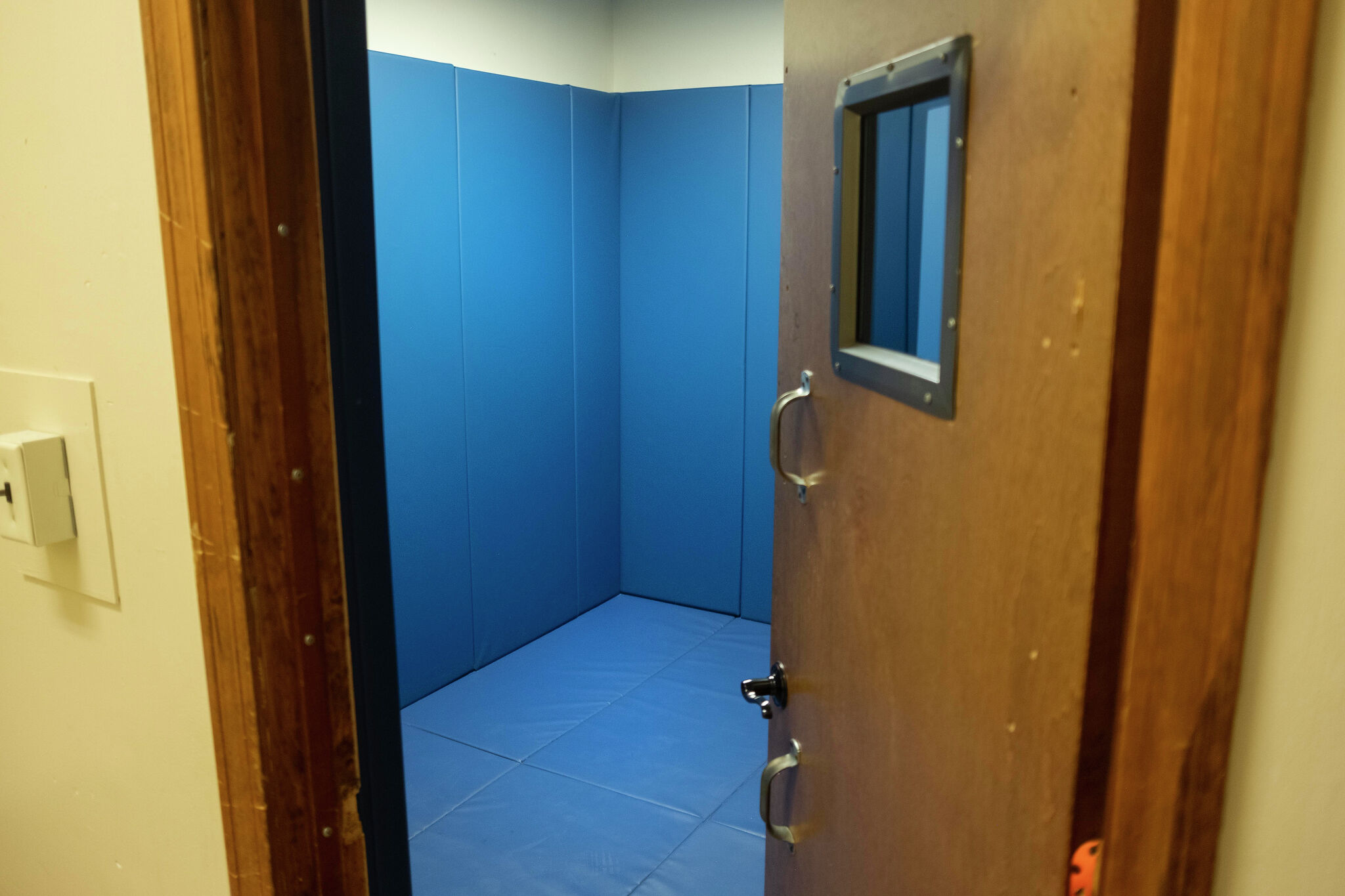Bill would restrict restraint and ban seclusion in New York schools