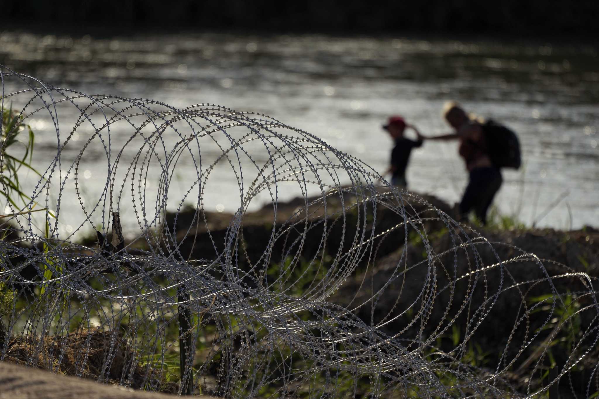 Texas trooper details migrant injuries, deaths at border in email
