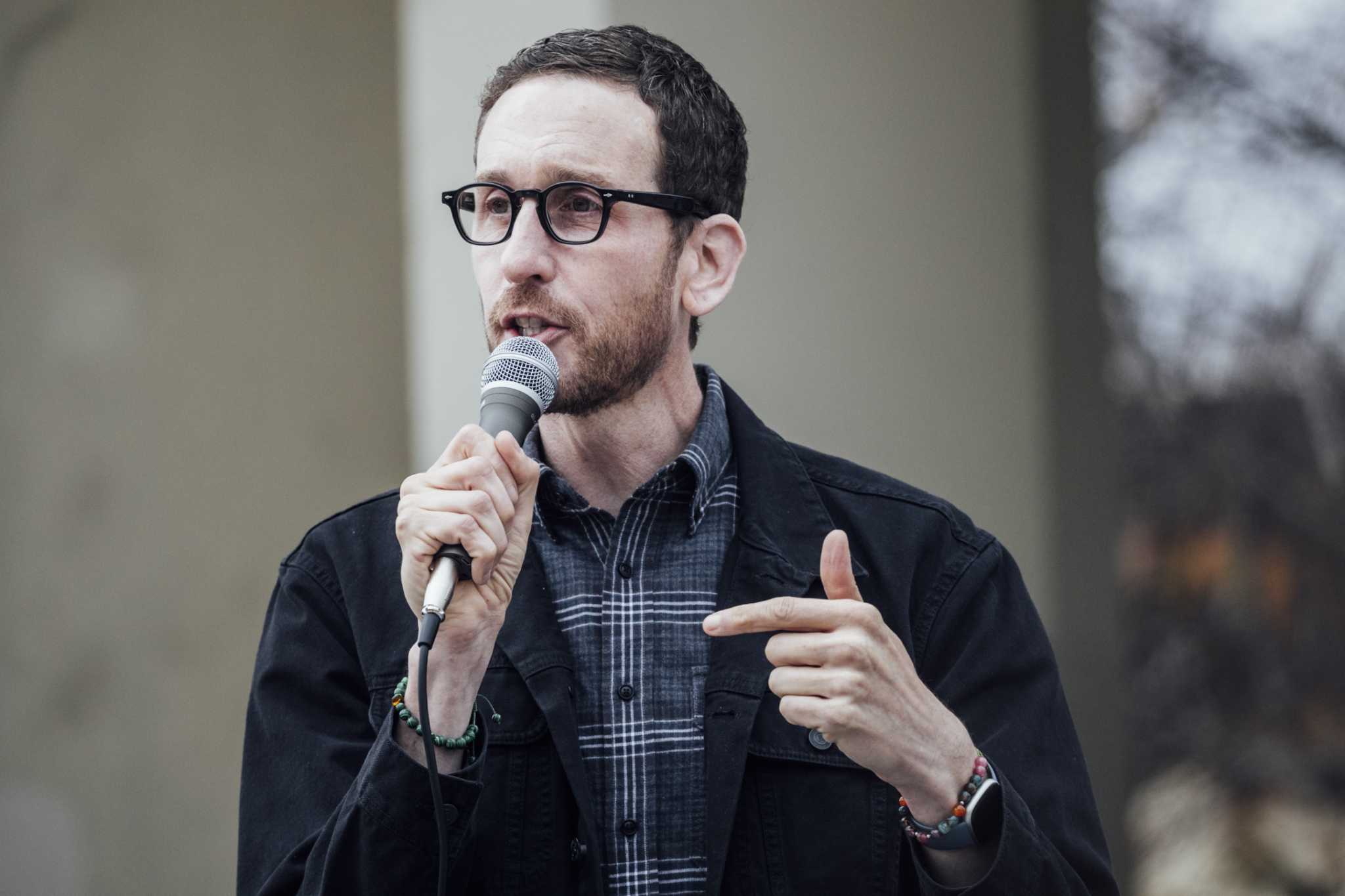 S.F. senator accosted multiple times by cease-fire activists