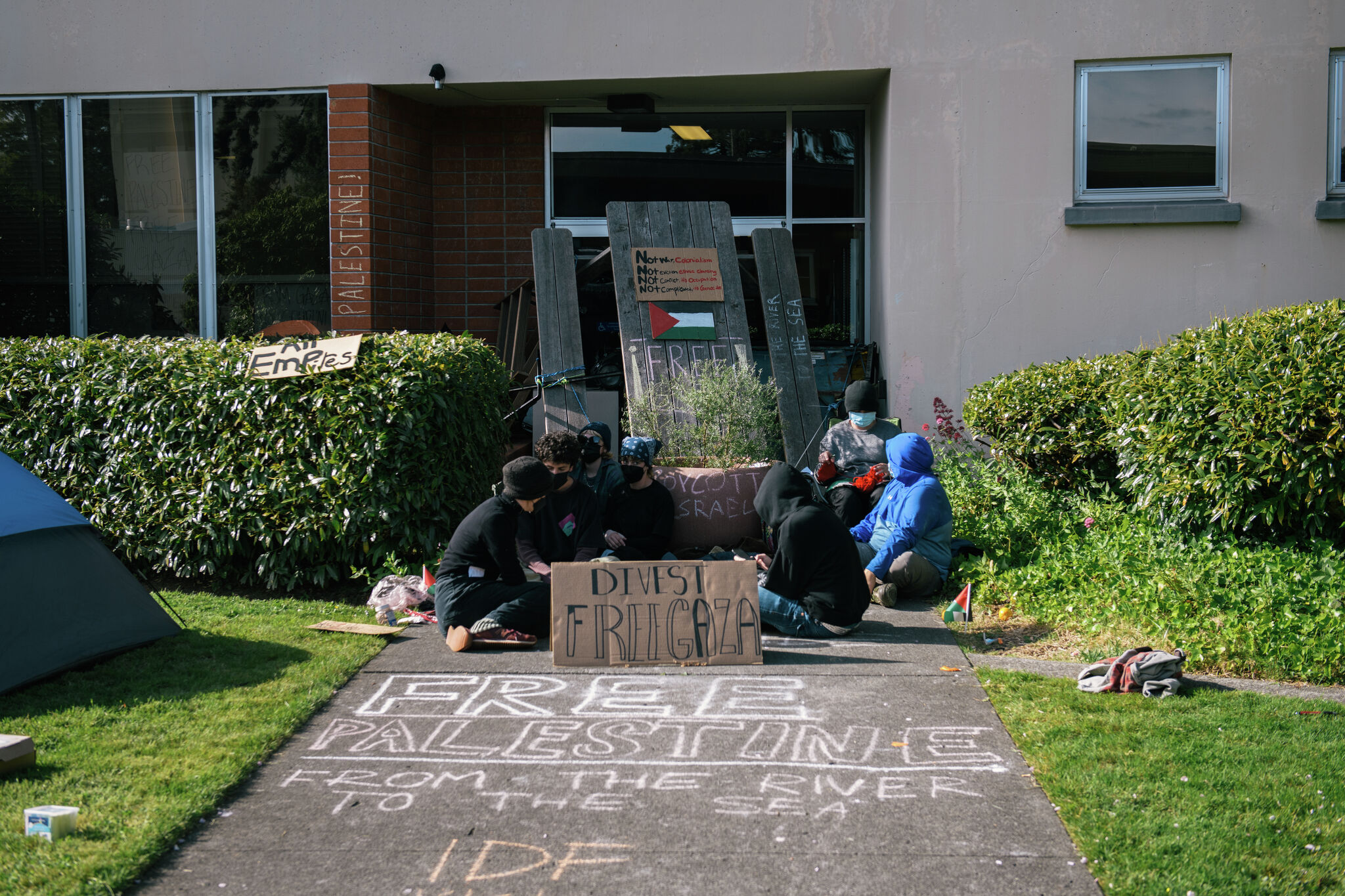 Cal Poly Humboldt shuts down amid Gaza protests