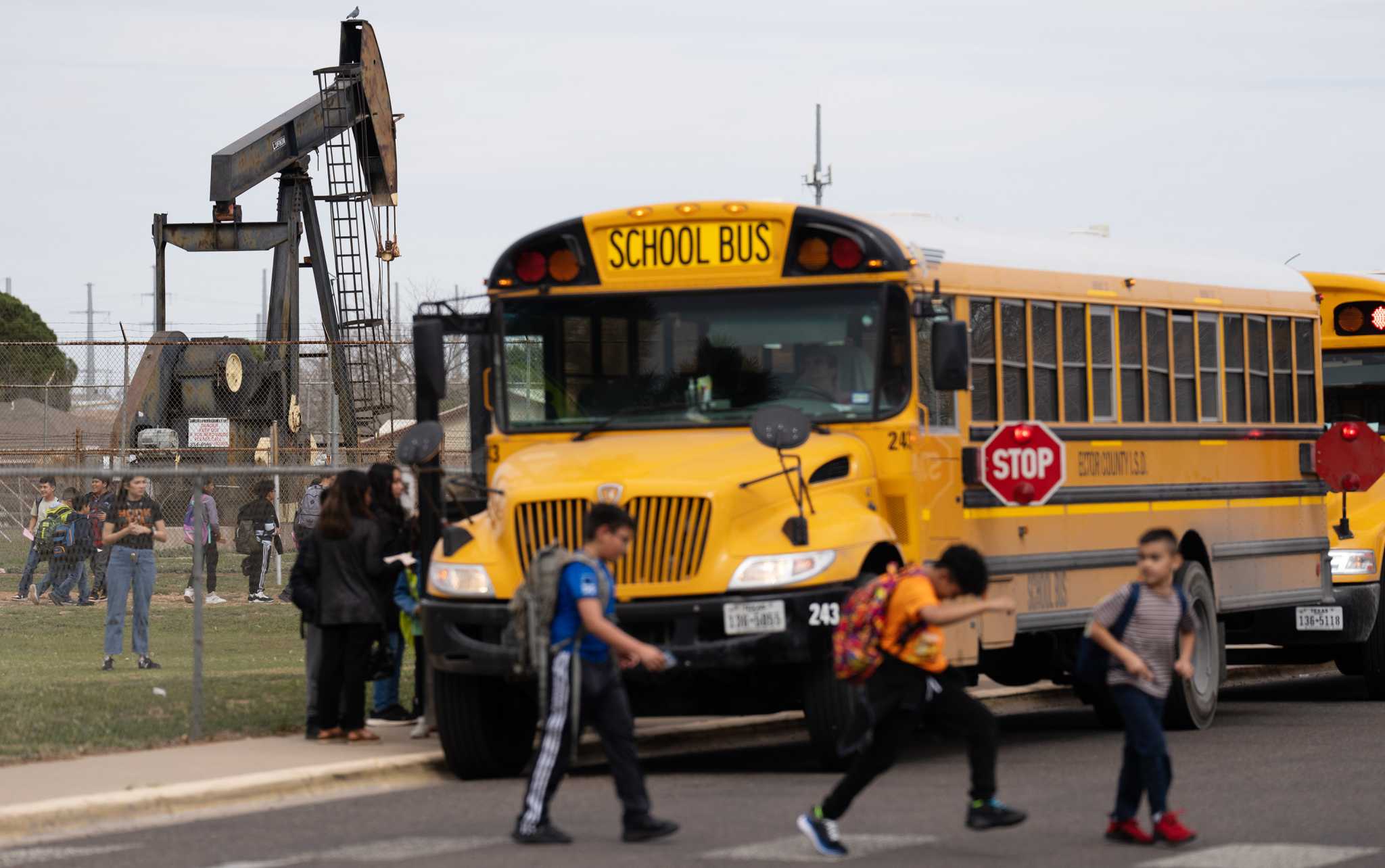 Texas regulators are slow to act on H2S gas leaking near homes