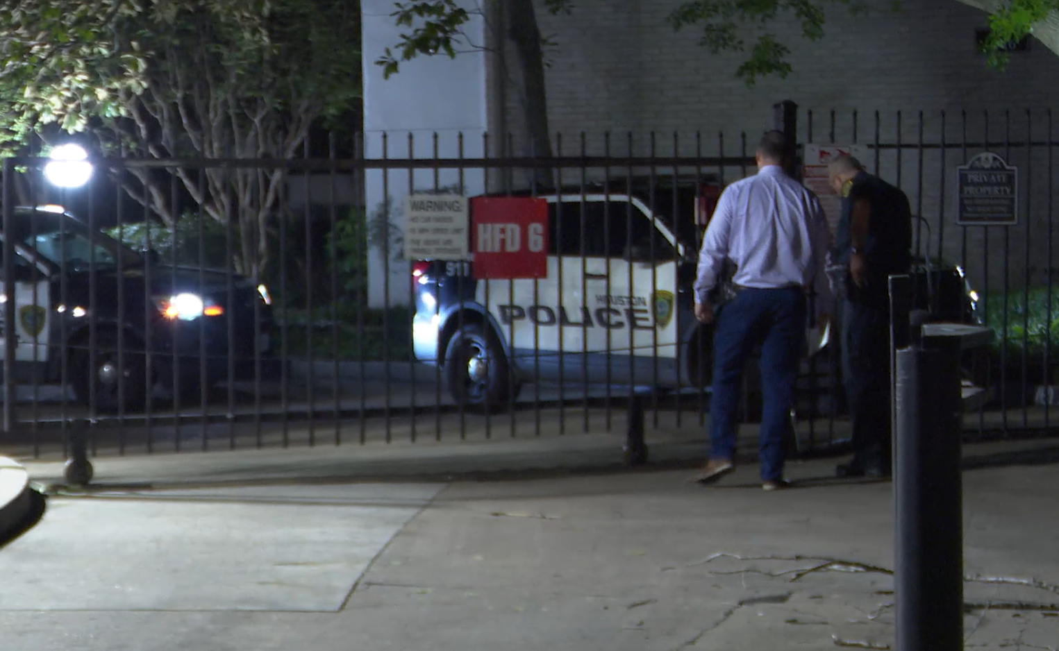 HPD: Woman shot and killed at southwest Houston apartment