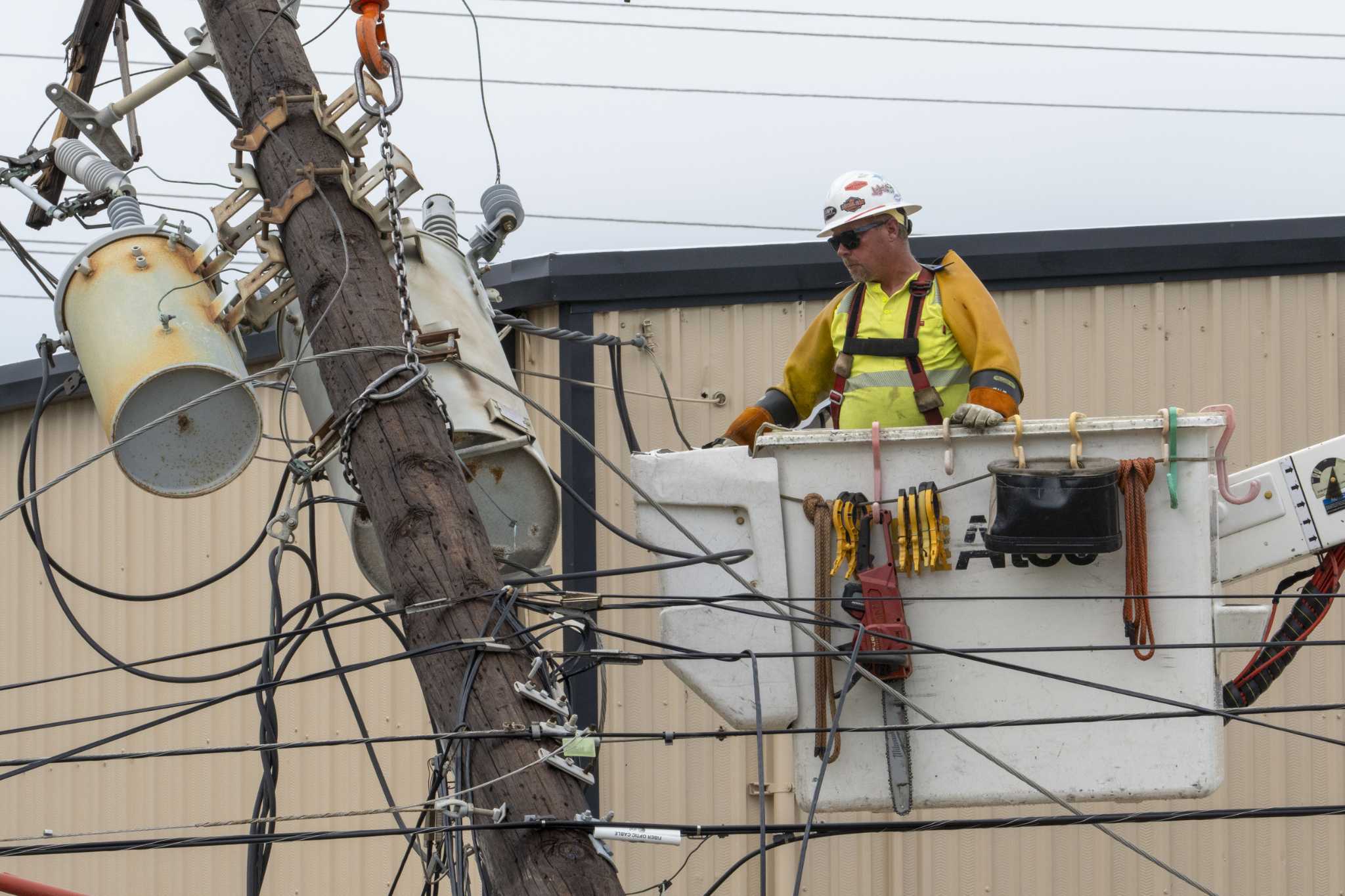 Houston leader begs CenterPoint to fix facilities after Beryl in email
