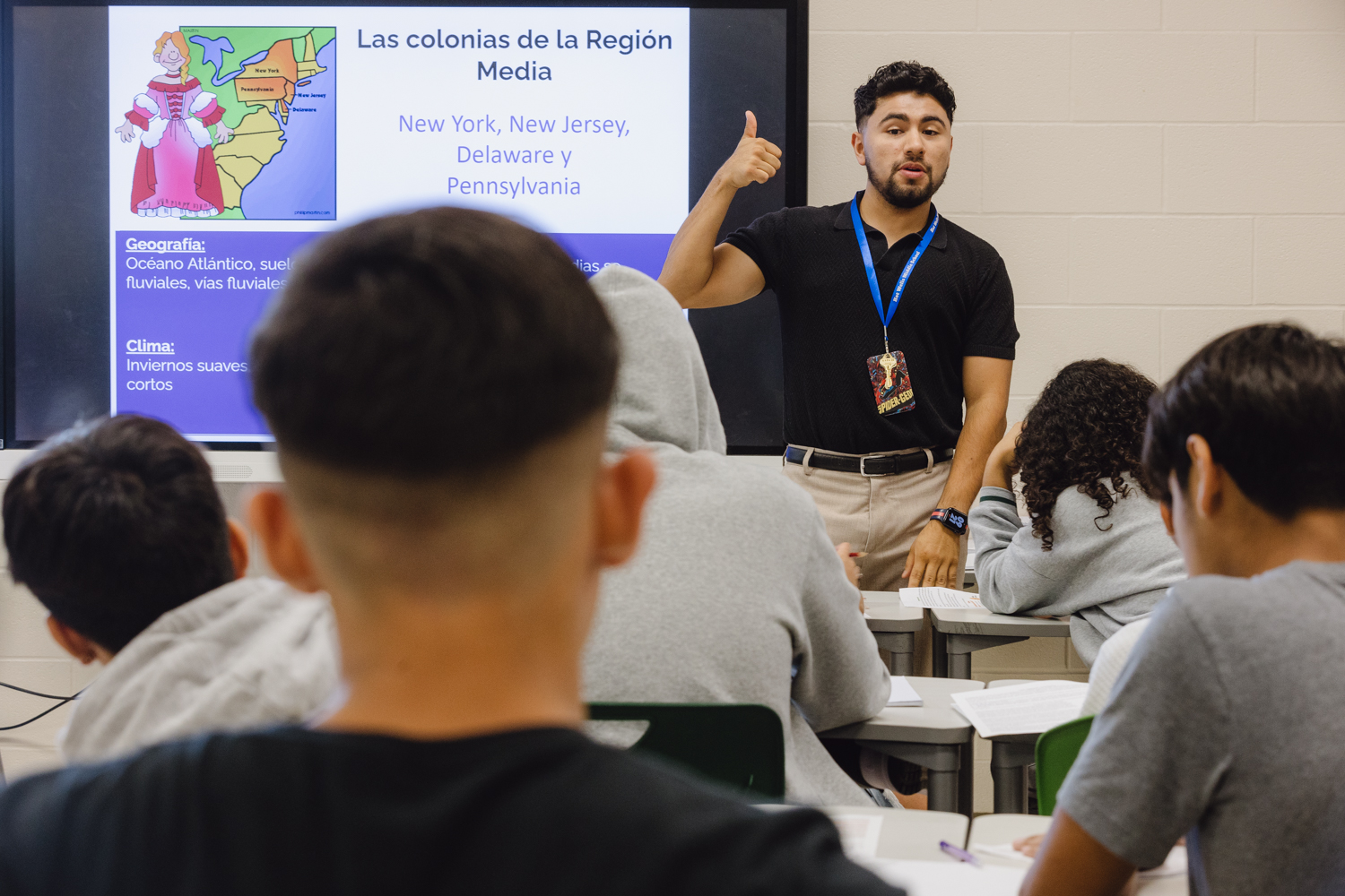 San Antonio schools finding bilingual teachers outside the U.S.