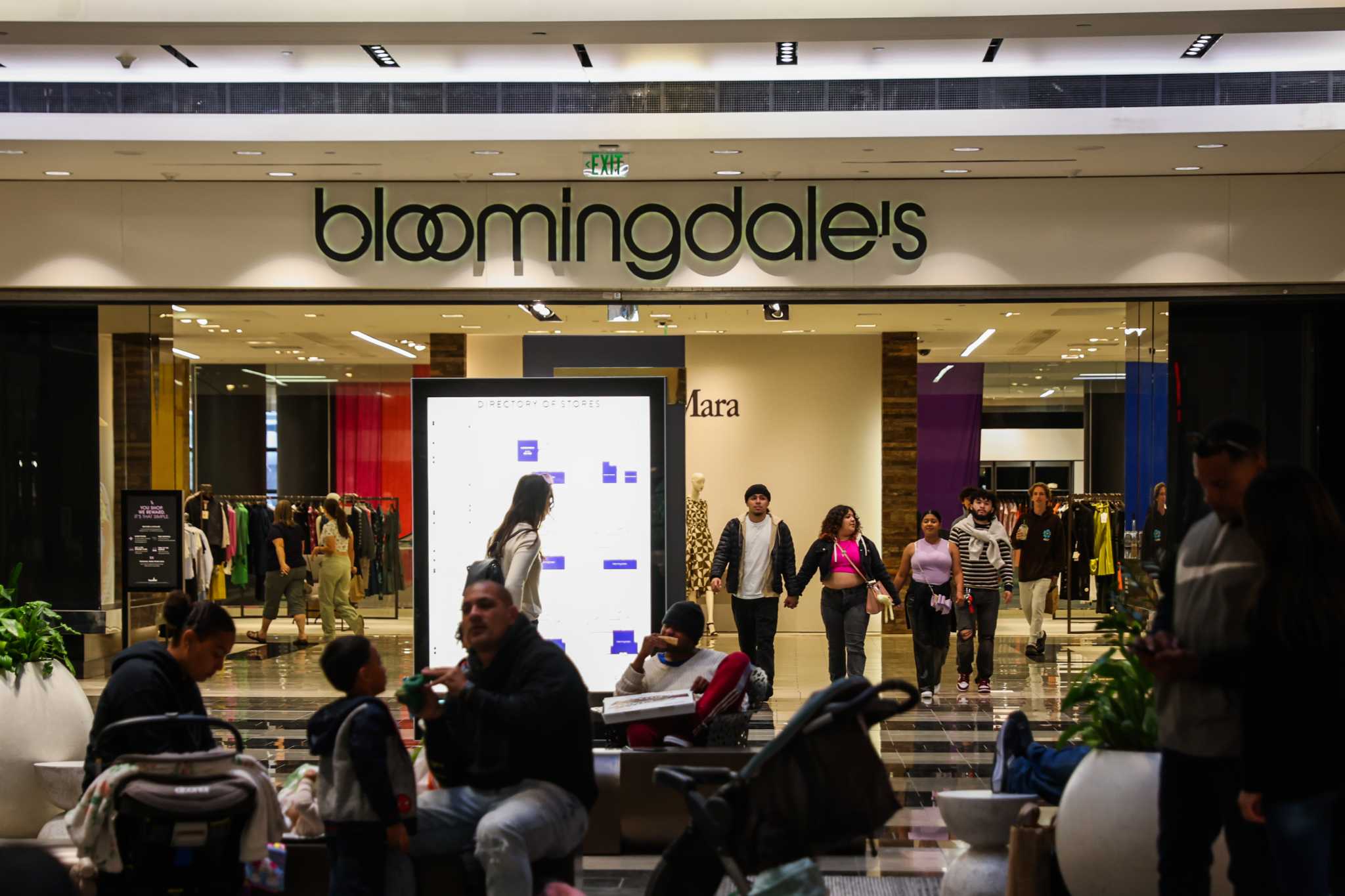 Bloomingdale’s to close flagship store in S.F.’s biggest mall