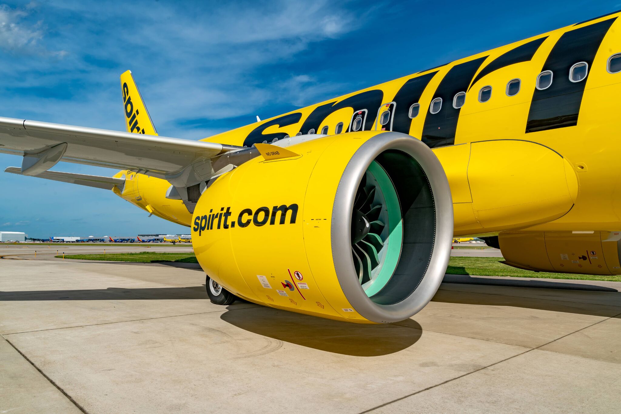 Spirit Airlines cancels all flights out of IAH as carrier shuts down