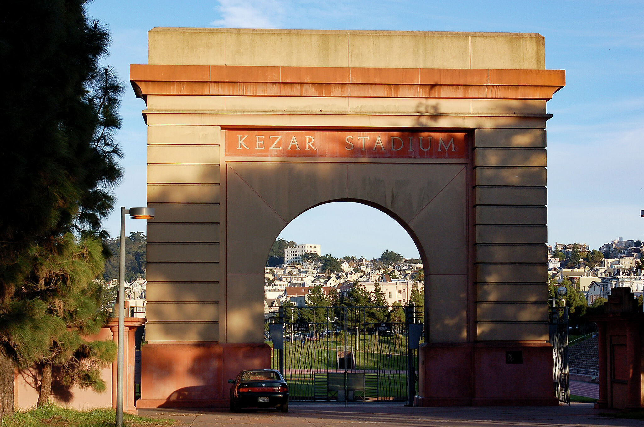 Stanford football cancels practice at SF's Kezar Stadium due to rain