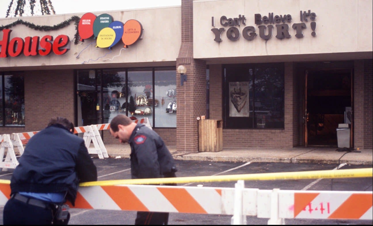 FROM THE ARCHIVES: Grisly scene revealed amid Austin yogurt shop fire