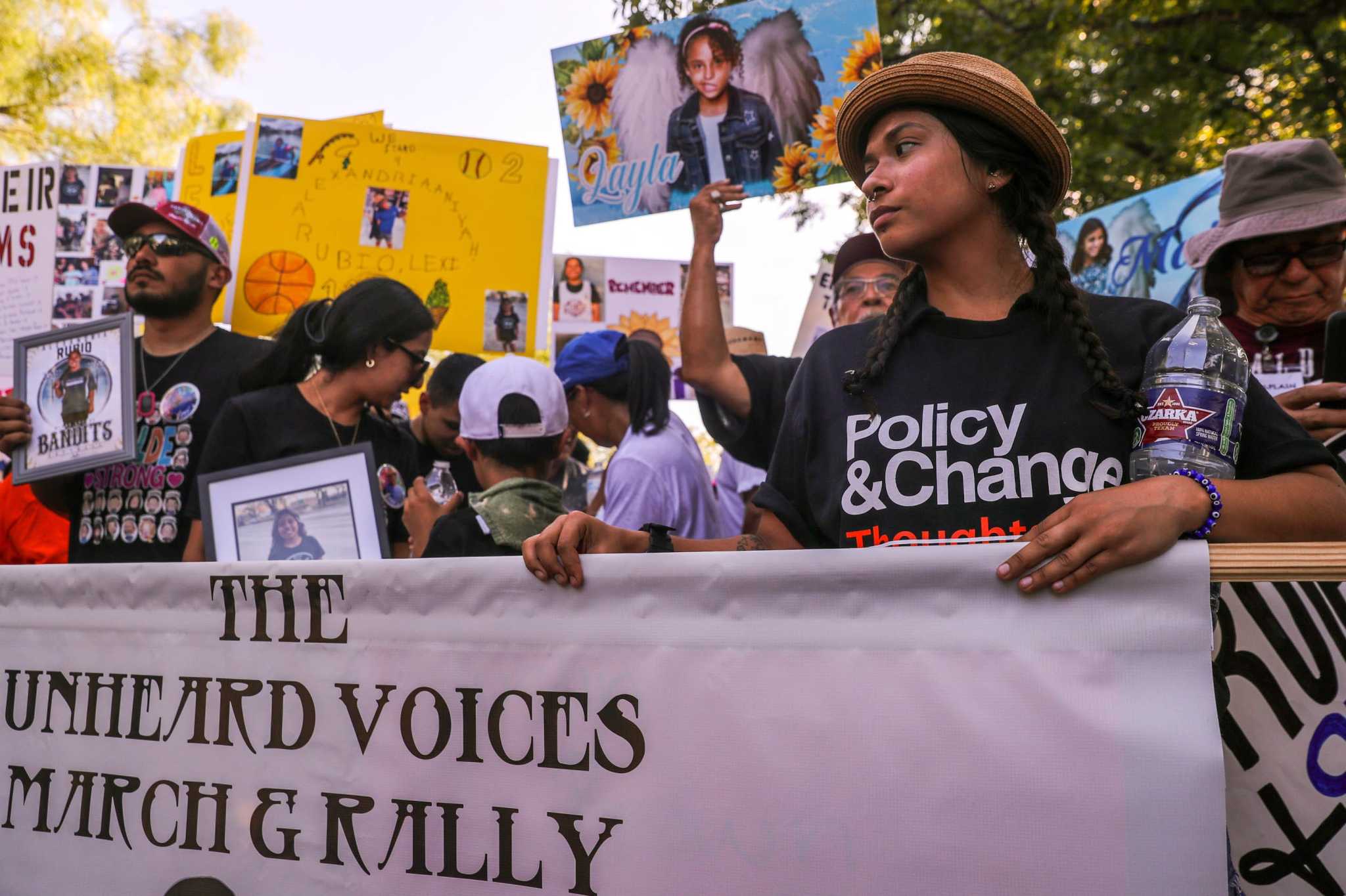 'Remember their names': Anger, sadness, fear as hundreds rally in Uvalde for gun control
