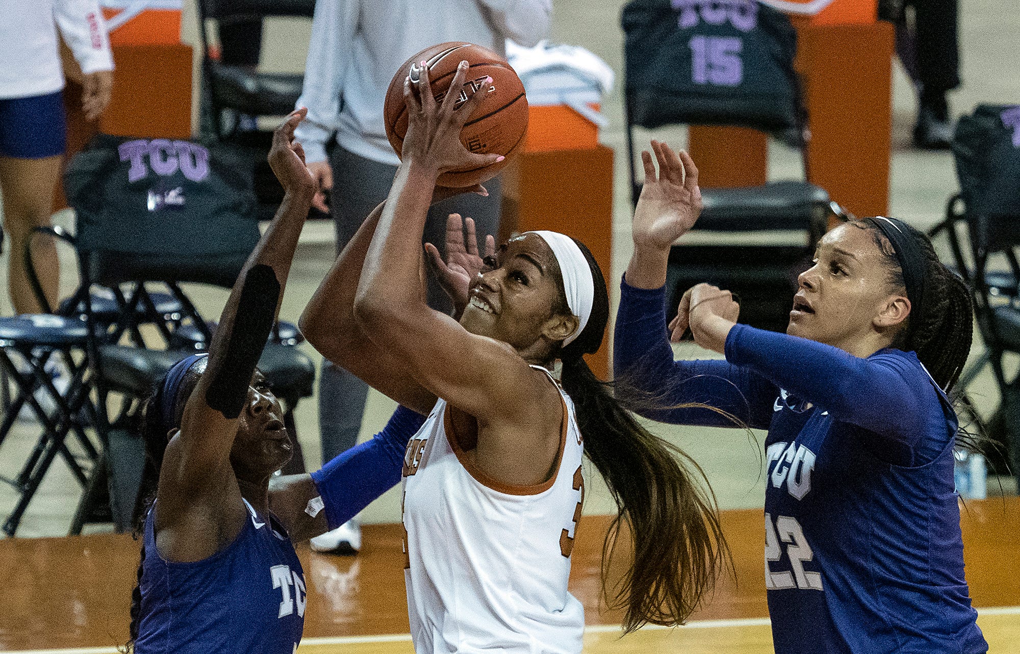 Texas women's basketball team beats TCU, Collier to enter WNBA draft