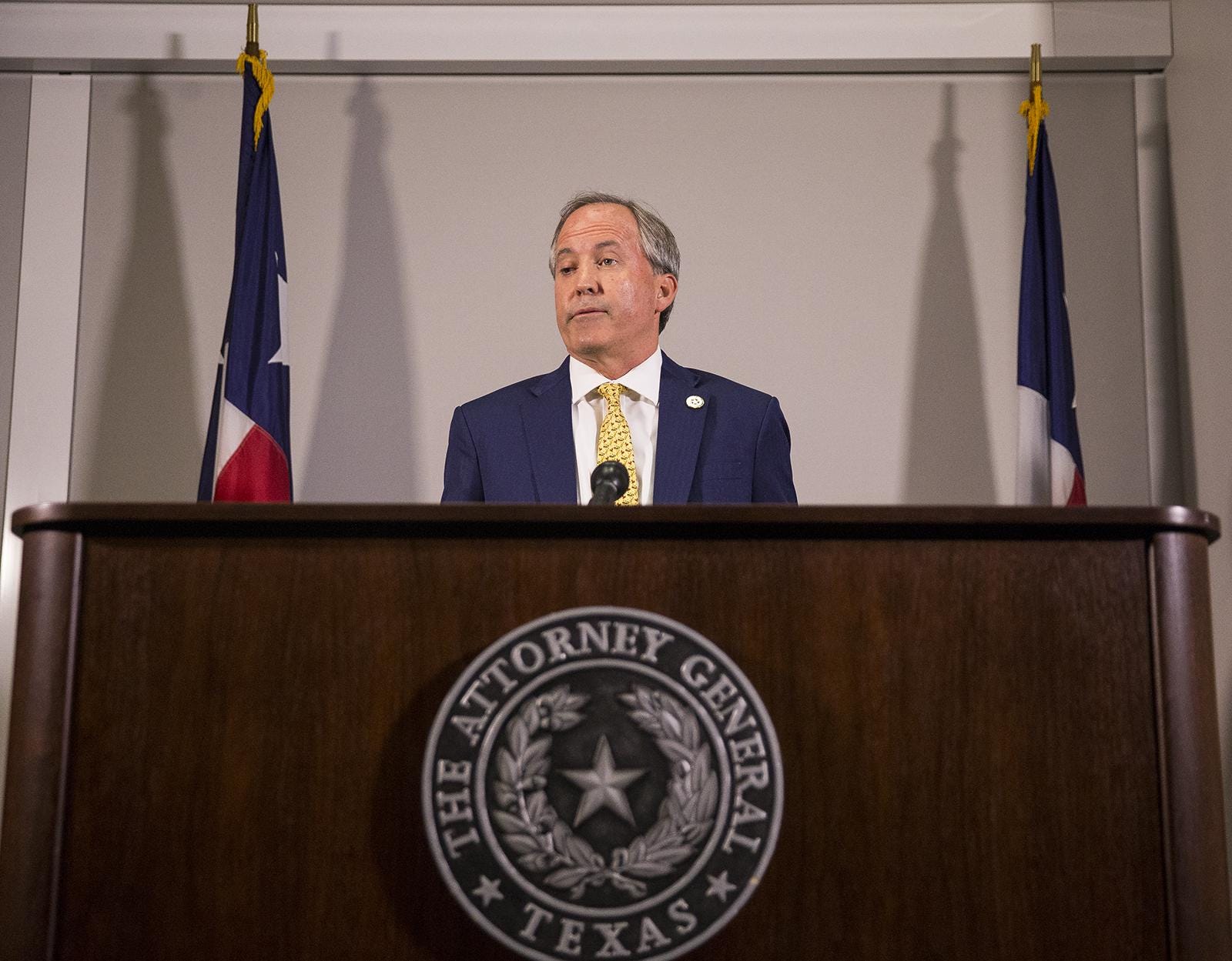 Top aides accuse Texas Attorney General Ken Paxton of bribery, abusing office