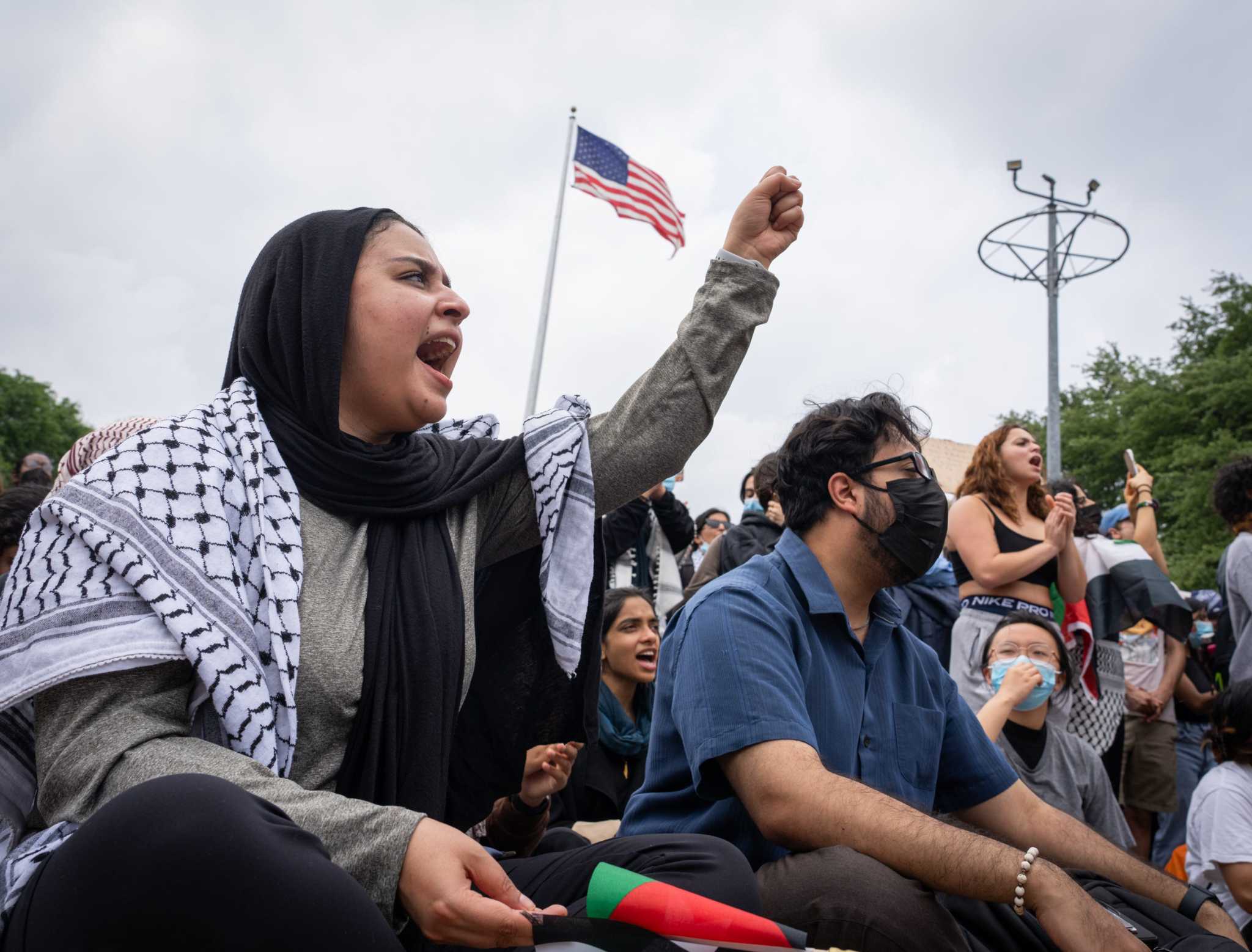 Students not currently affected by UT campus ban for people arrested in pro-Palestinian protest
