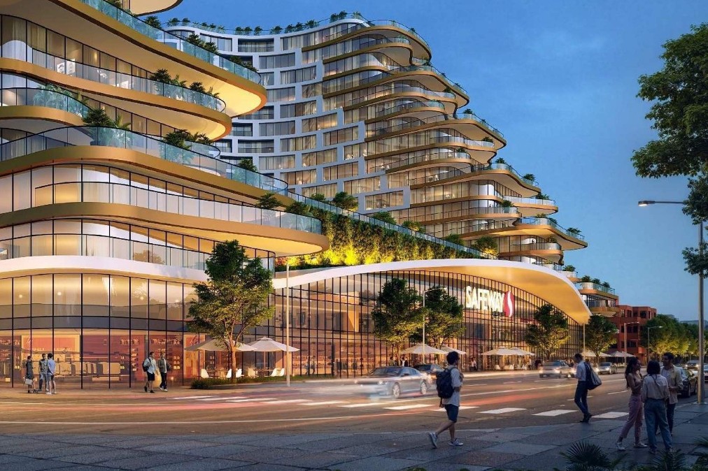 Two opposing takes on the plan to redevelop Marina Safeway in SF