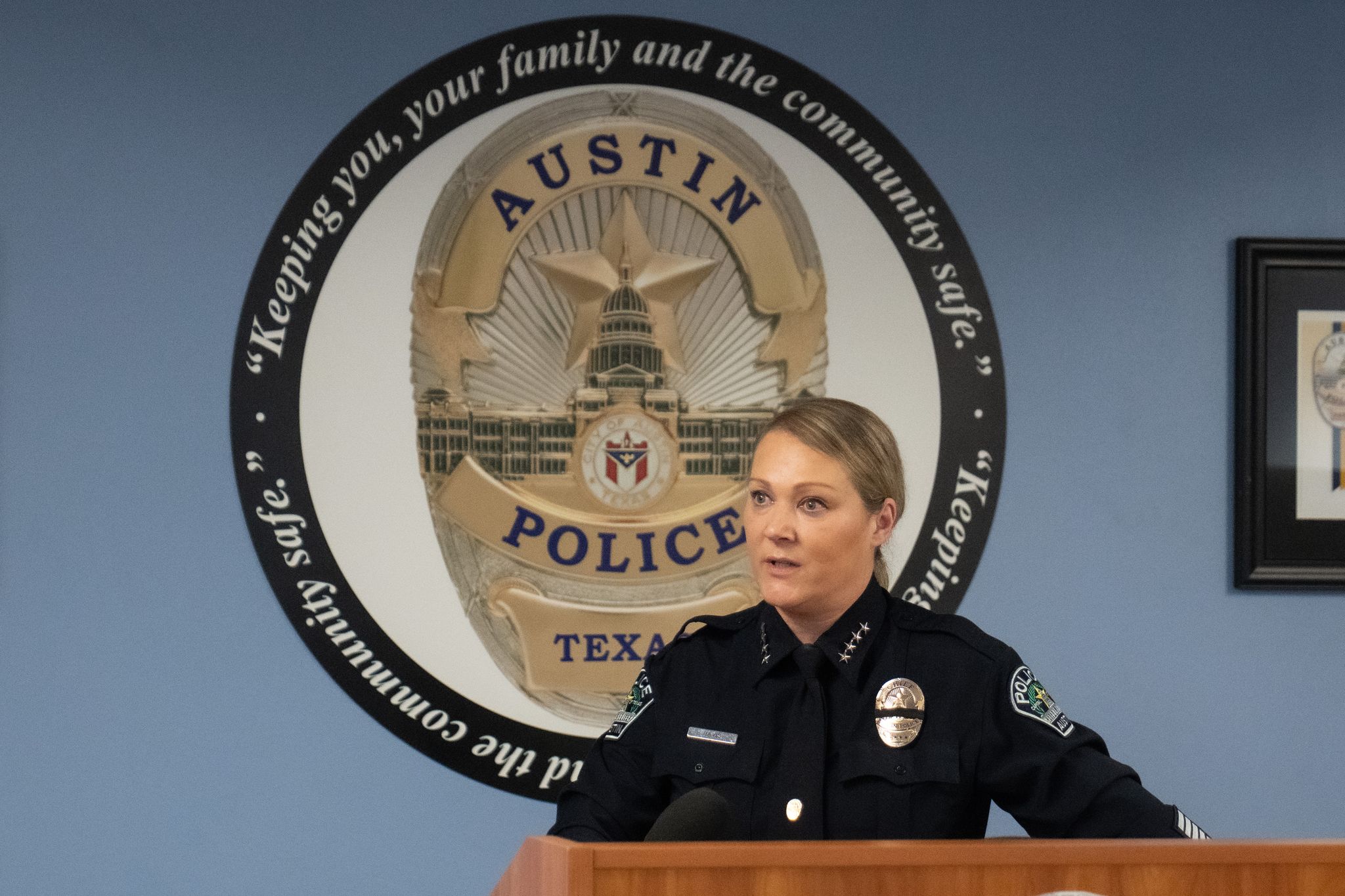 Austin police turned a woman over to ICE without being required to