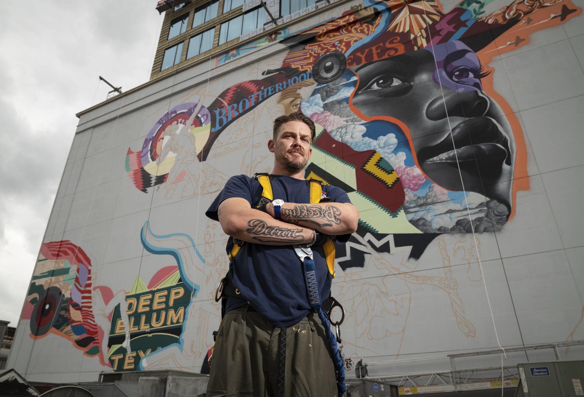 A new 8,500-square-foot mural in Deep Ellum is artist Tristan Eaton's tribute to Texas