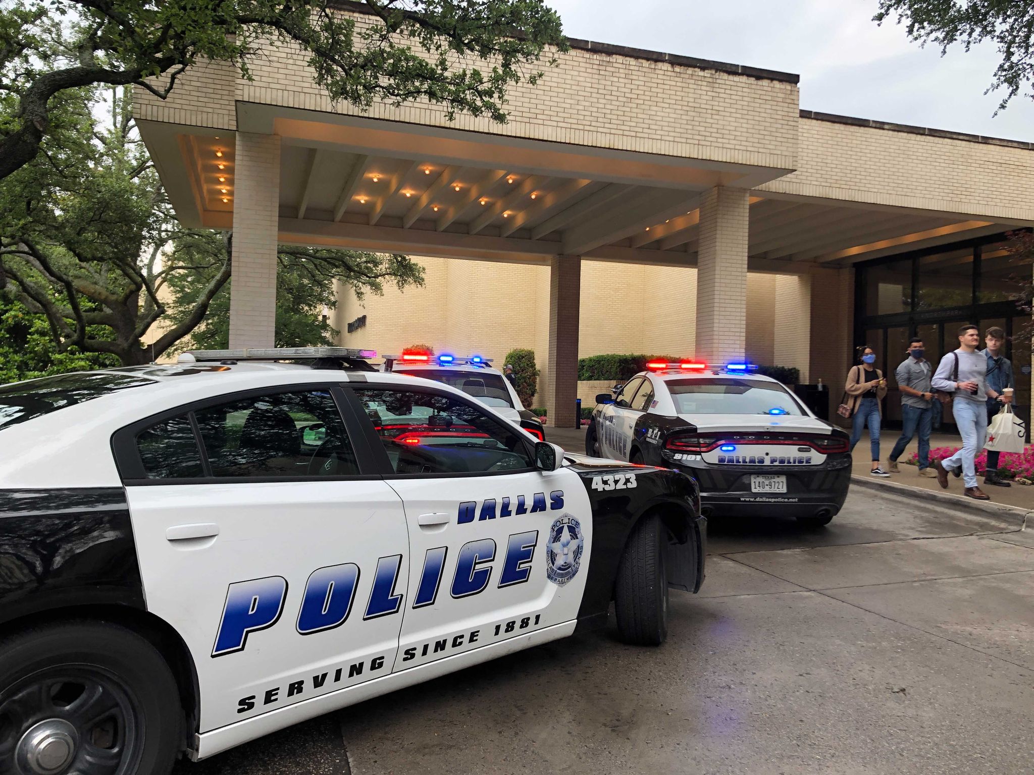Report of shooting at Dallas' NorthPark Center mall was a skateboard being banged on the floor, police say