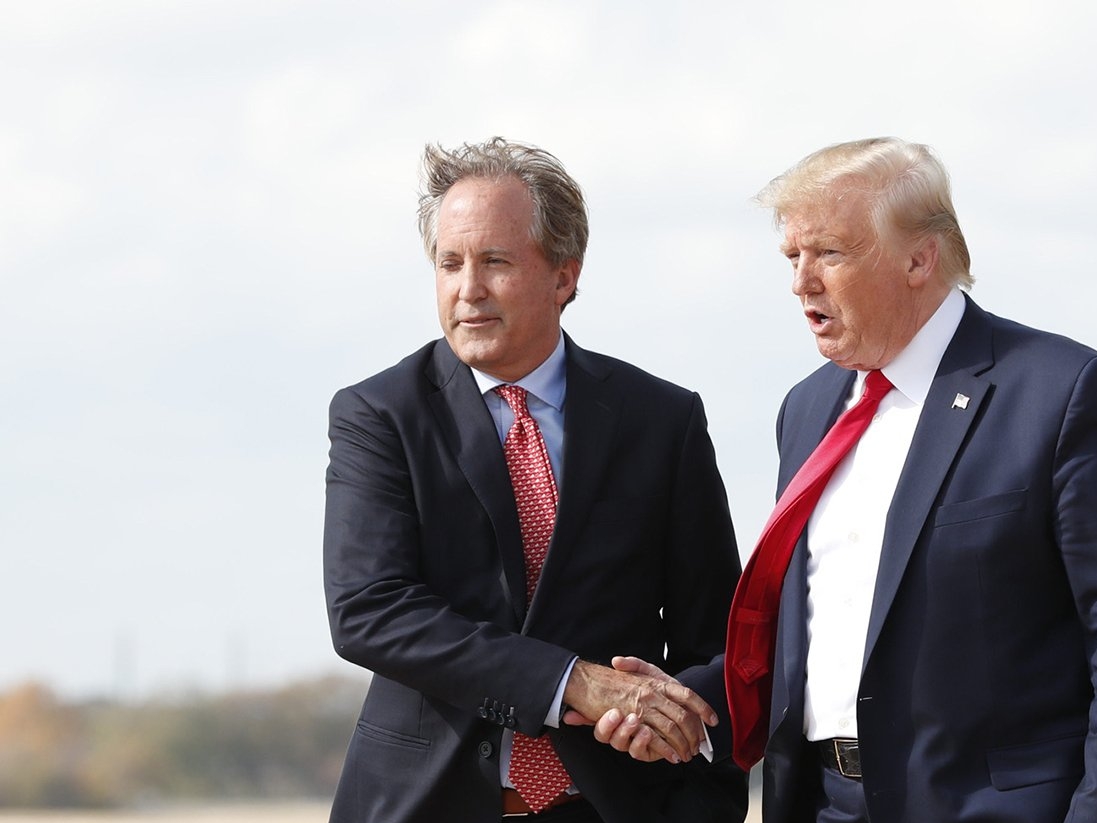 Texas AG Ken Paxton fundraises with Trump at Mar-a-Lago